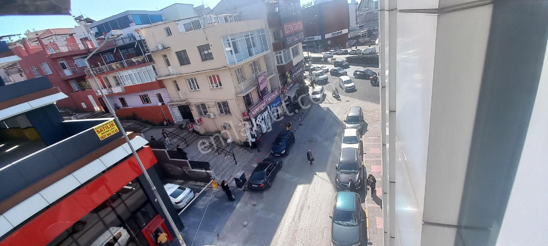 İzmir Çiğli Merkezde Birçok Meslek İçin Uygun Ofis - Görsel 8