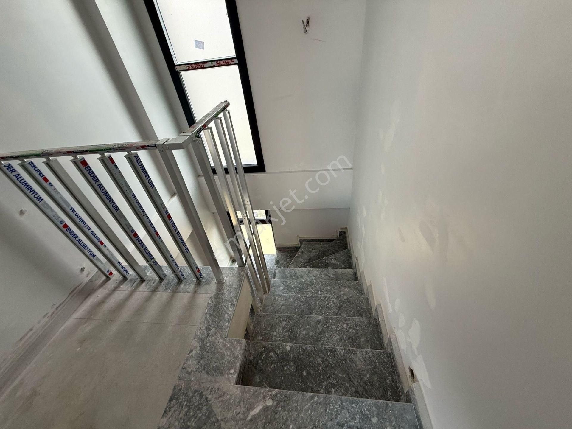 Ortaca Bahçelievler'de Havuzlu Sitede 4+1 İkiz Tripleks Villa - Görsel 18