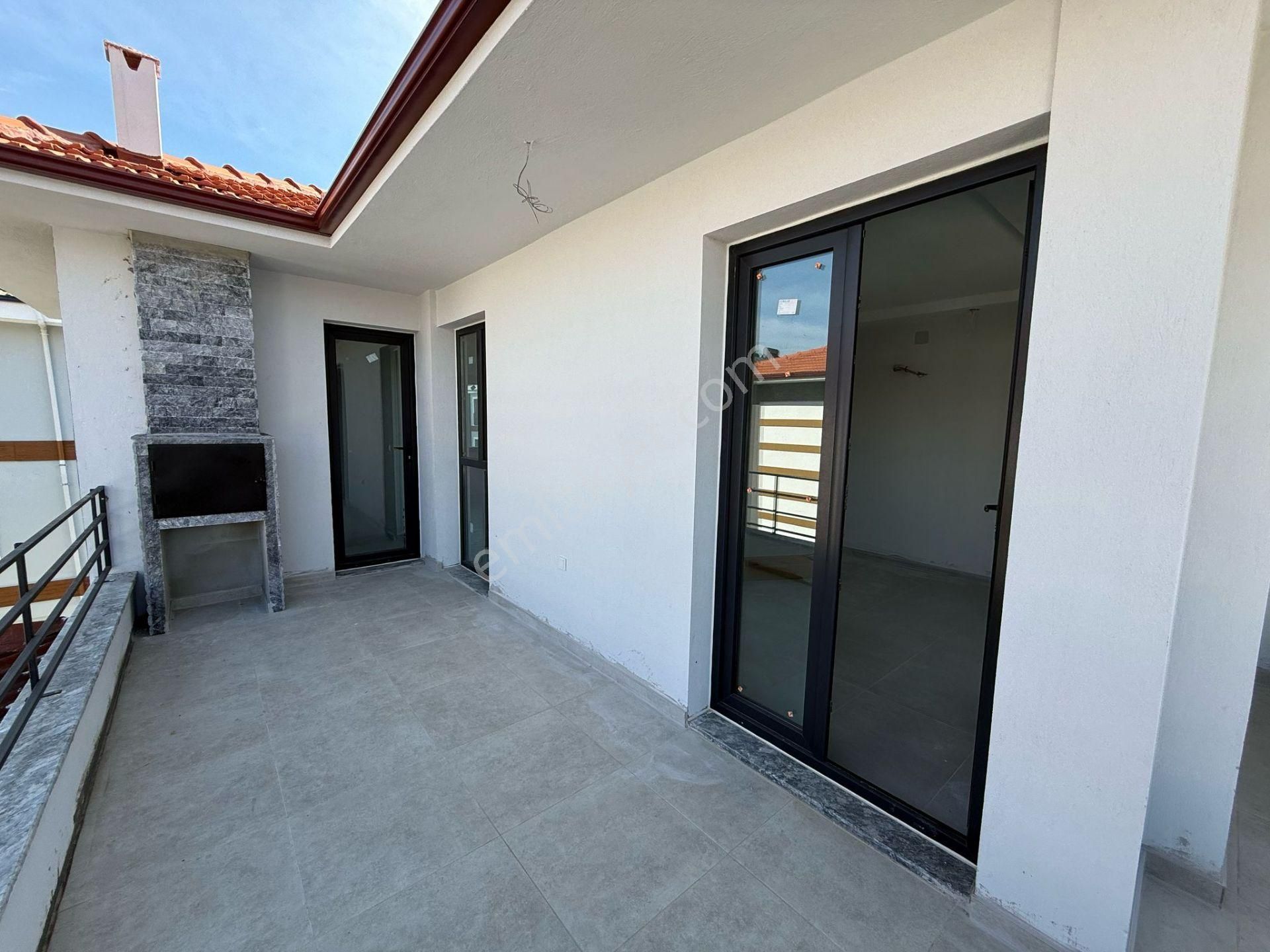 Ortaca Bahçelievler'de Havuzlu Sitede 4+1 İkiz Tripleks Villa - Görsel 21