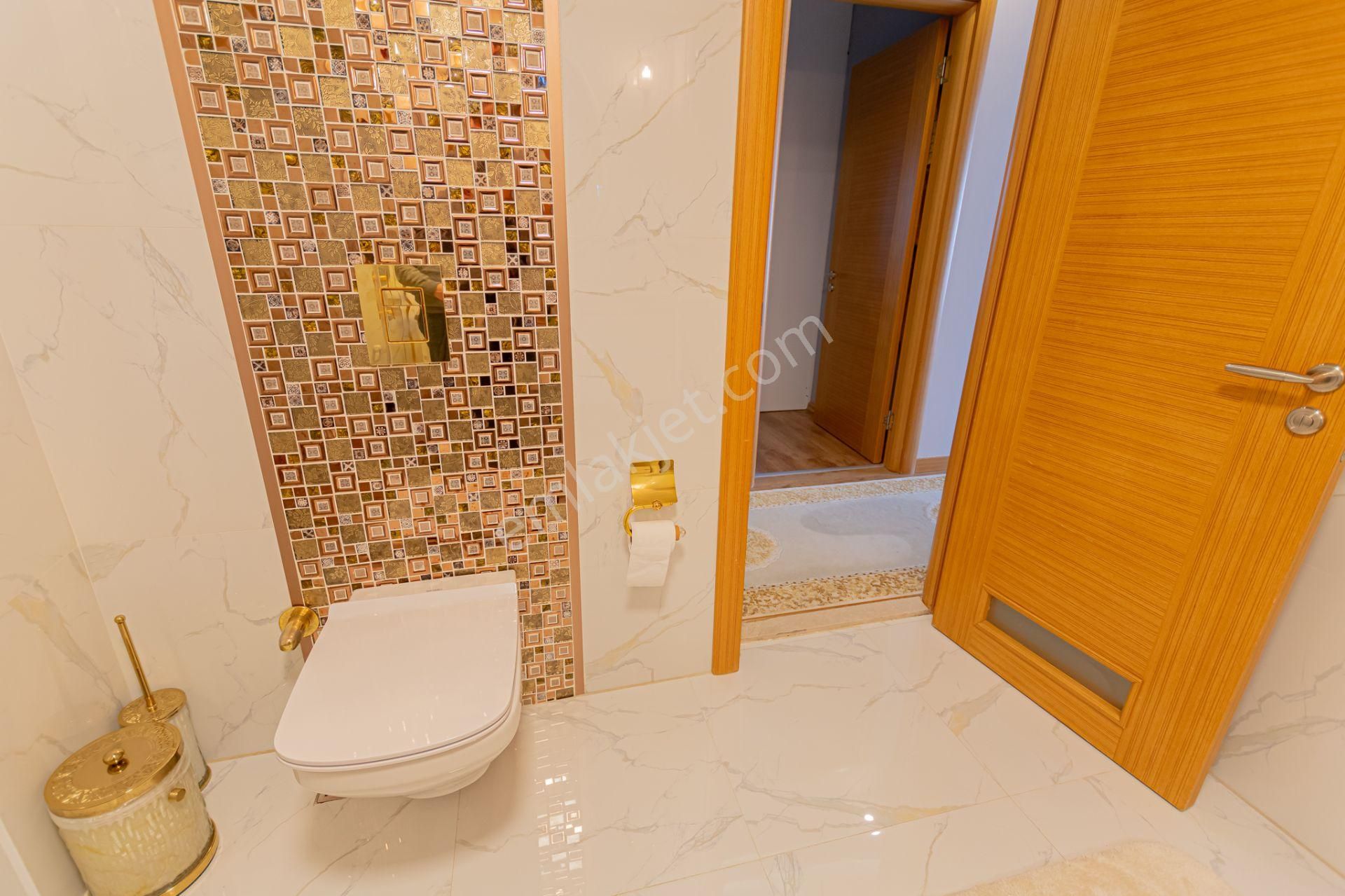 Emin'den Yeni Hükümet Konağı Yakını Üç Cepheli Ara Kat 4+1 Daire - Görsel 23