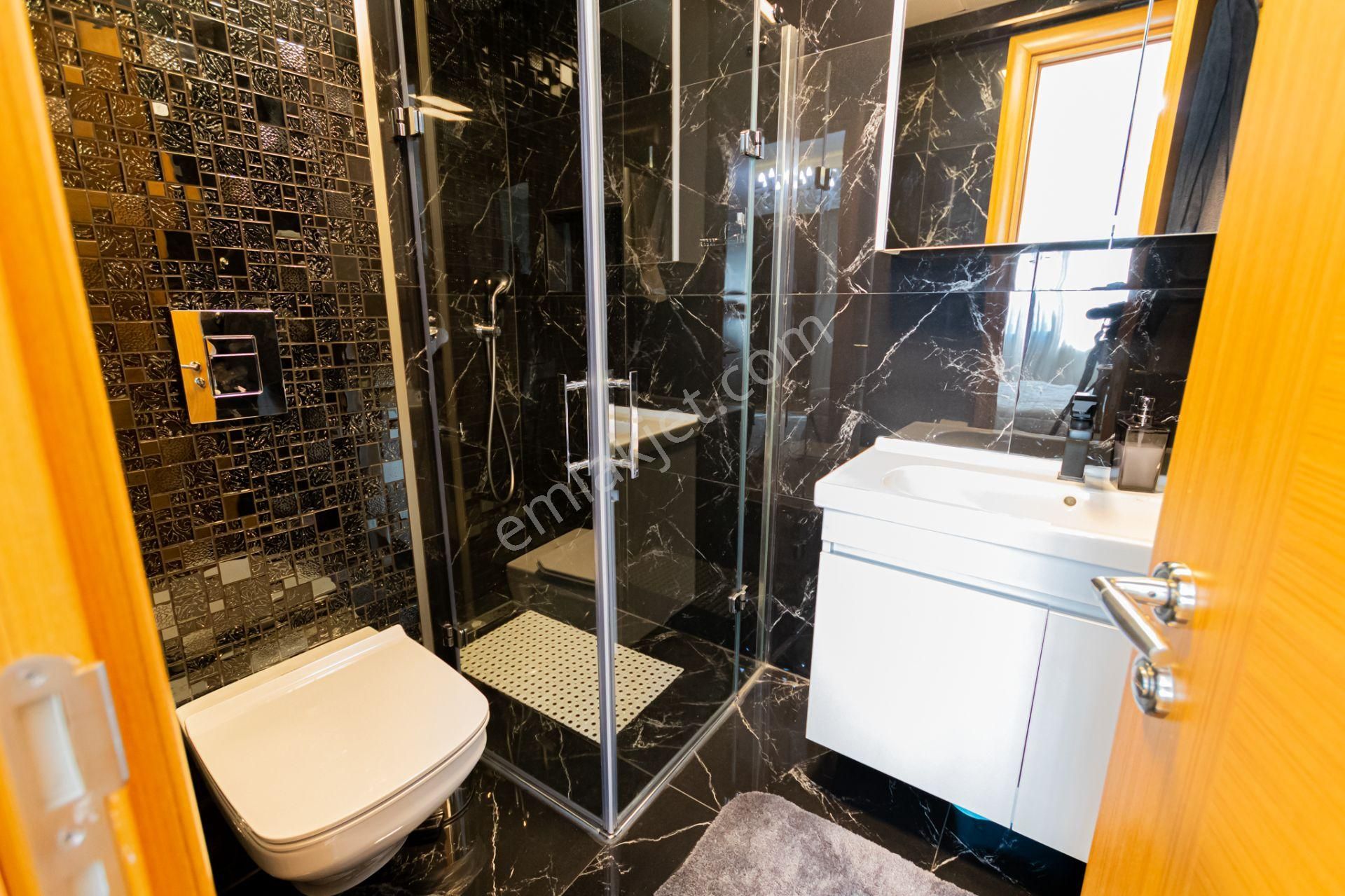 Emin'den Yeni Hükümet Konağı Yakını Üç Cepheli Ara Kat 4+1 Daire - Görsel 29