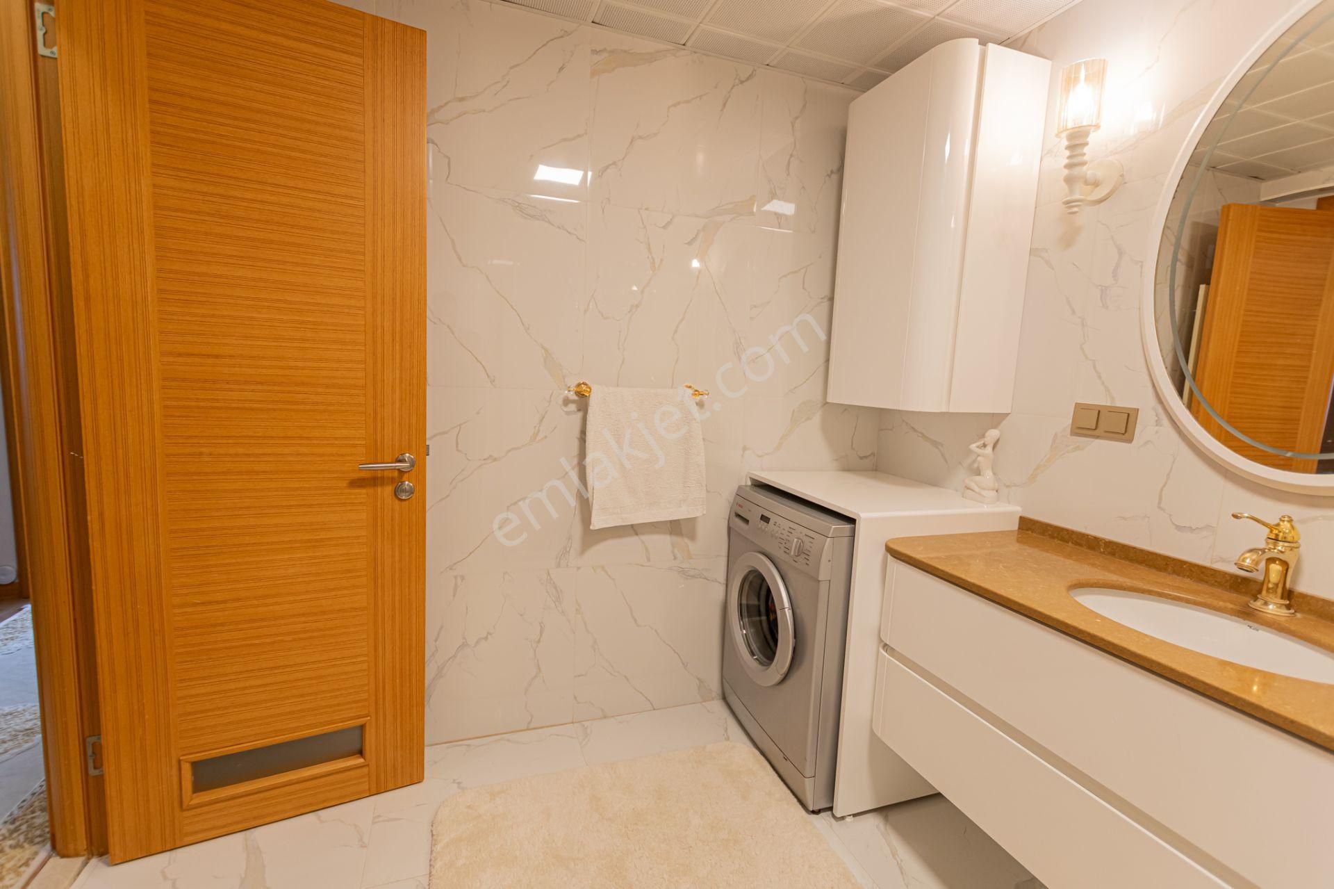 Emin'den Yeni Hükümet Konağı Yakını Üç Cepheli Ara Kat 4+1 Daire - Görsel 24