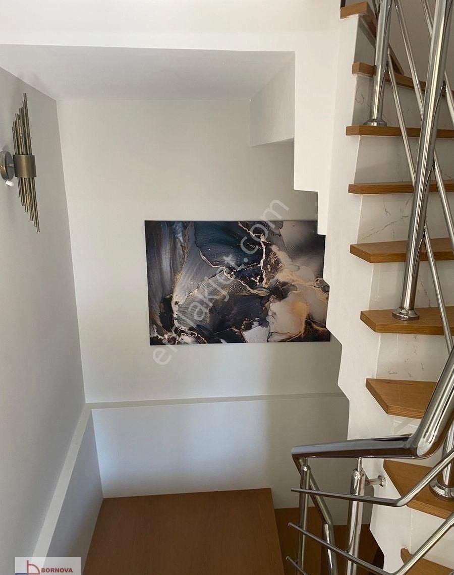 Bornova Gayrimenkulden Satılık 4+1 - Görsel 9