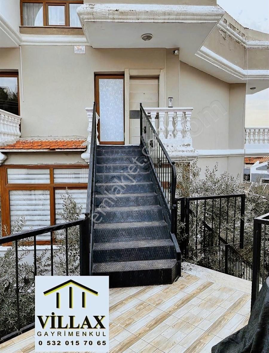 Çiğli Aydınlıkevler Kiralık Villa Villax'dan Çiğli Aydınlık Evlerde Kiralık 1+1 Eşyalı Daireler