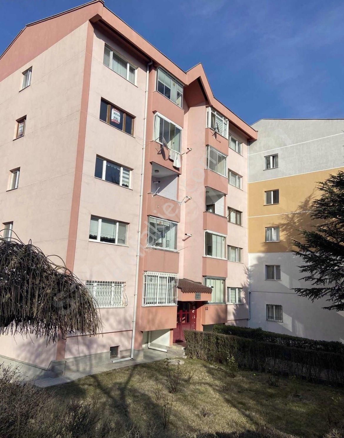 Etimesgut Eryaman Metroya Yakın Kiralık Daire A L C Den Altay Mahalesinde Metroya Yakın Kiralık Daire