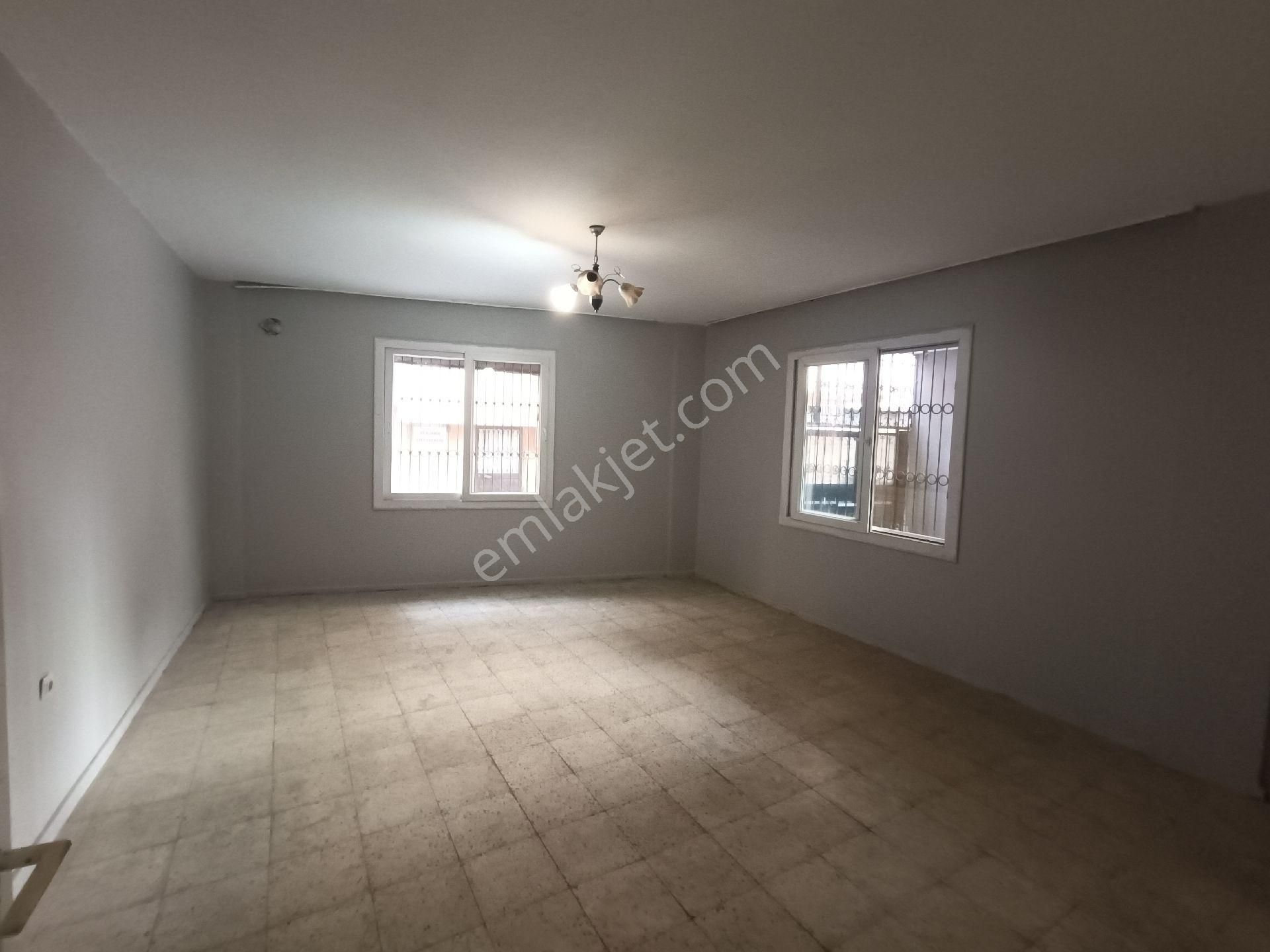 Sucuzade Mah.çarşı Merkez'de Güney Kuşak Bulvar'a 2'ci Parsel 180 M² Tapu'lukomple Satılık Müstakil - Görsel 32