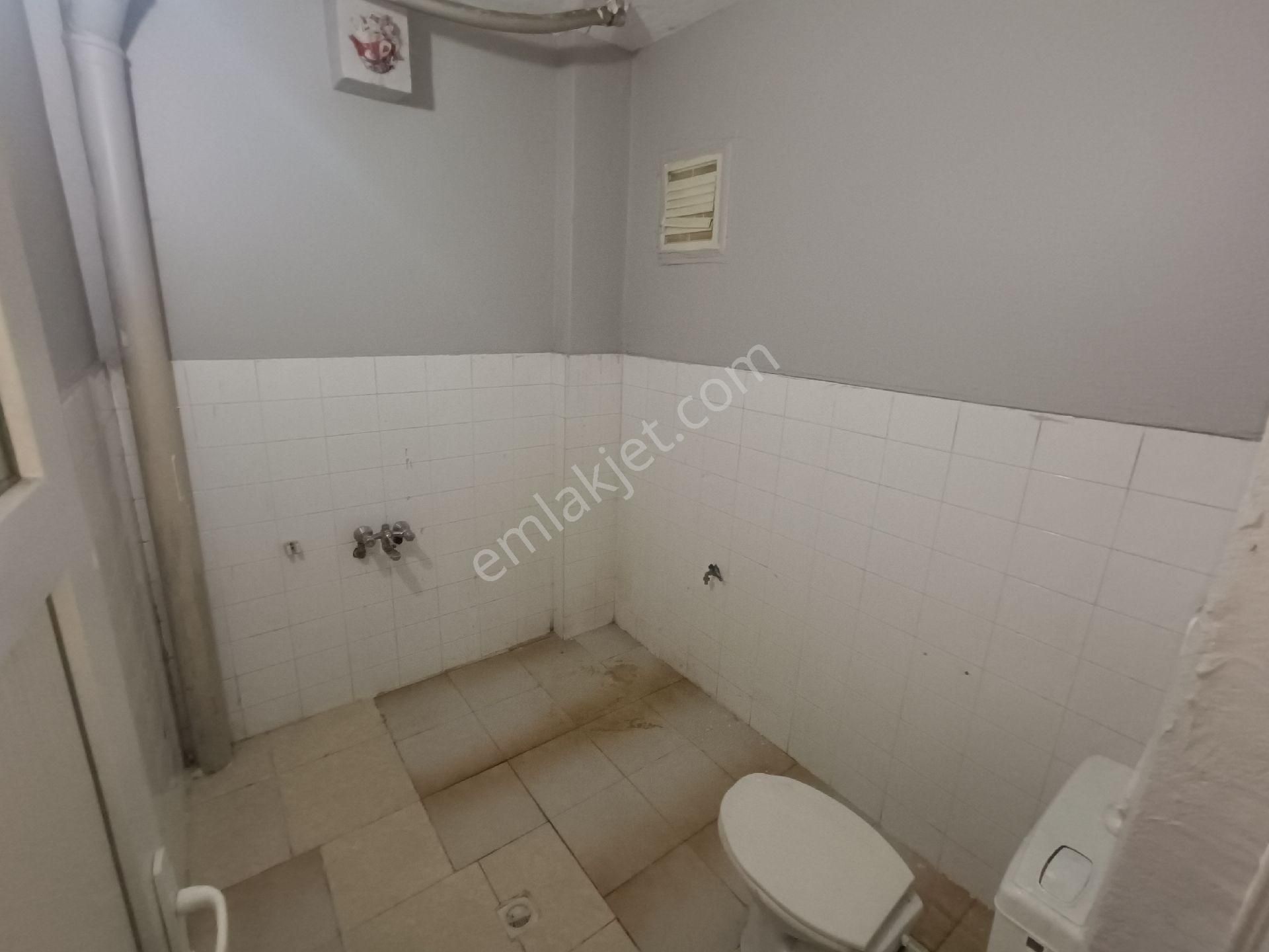 Sucuzade Mah.çarşı Merkez'de Güney Kuşak Bulvar'a 2'ci Parsel 180 M² Tapu'lukomple Satılık Müstakil - Görsel 38