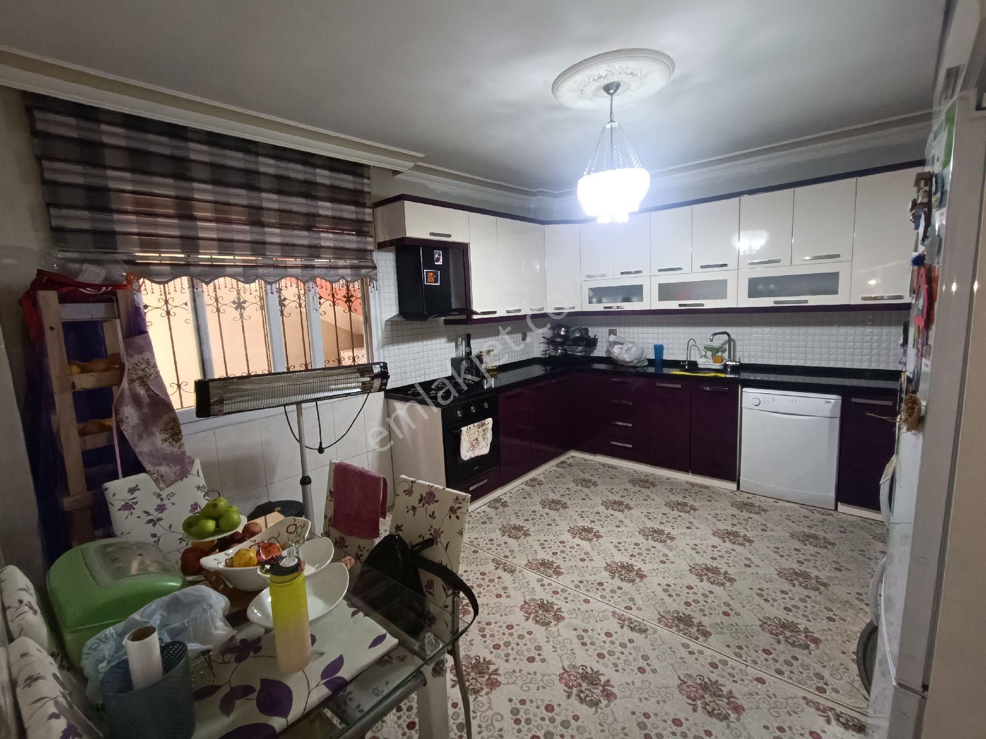 Sucuzade Mah.çarşı Merkez'de Güney Kuşak Bulvar'a 2'ci Parsel 180 M² Tapu'lukomple Satılık Müstakil - Görsel 4