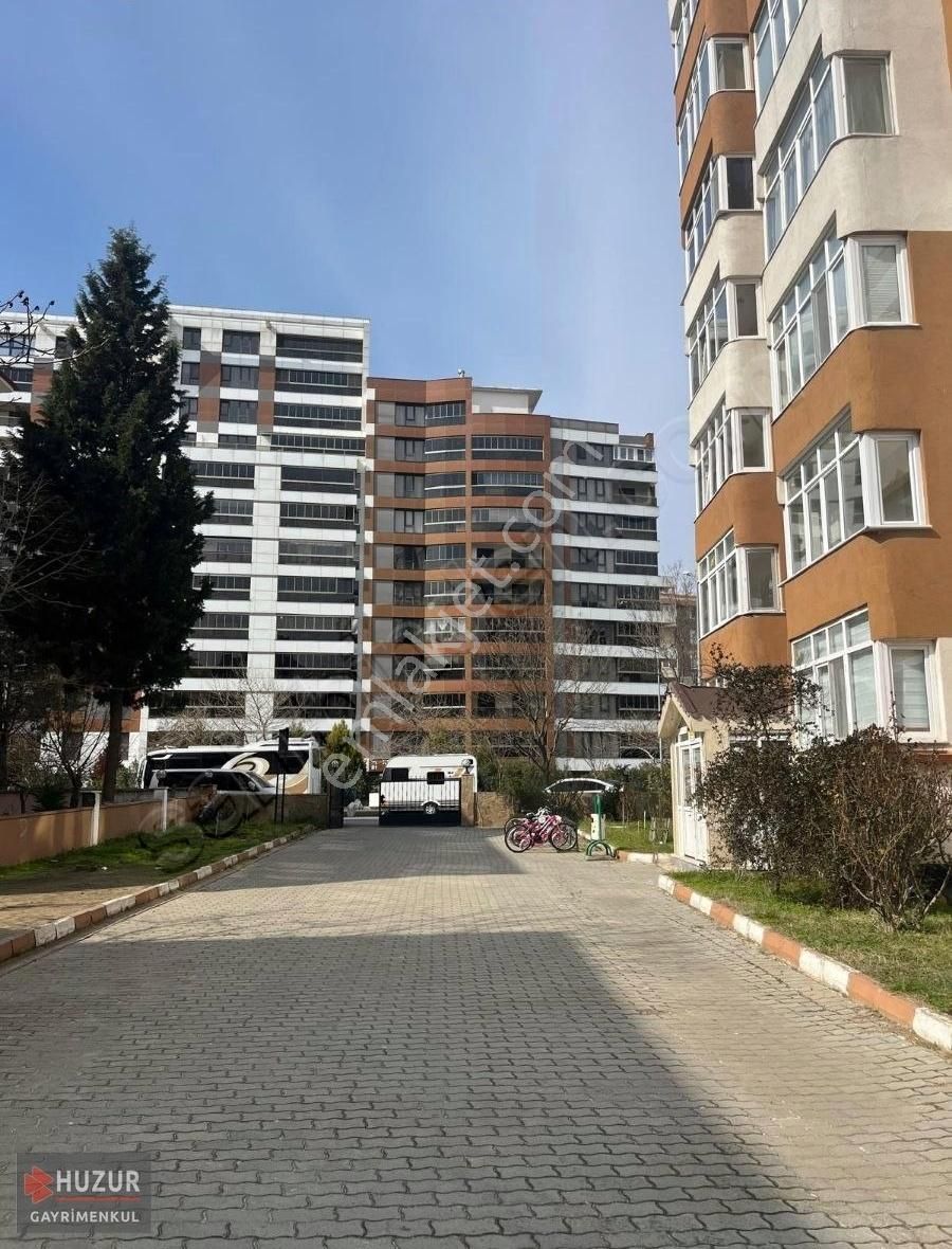 Çorlu Esentepe Satılık Daire Huzur'dan Esentepe'de Site İçi 4+1 160m2 Ara Kat Satılık Daire