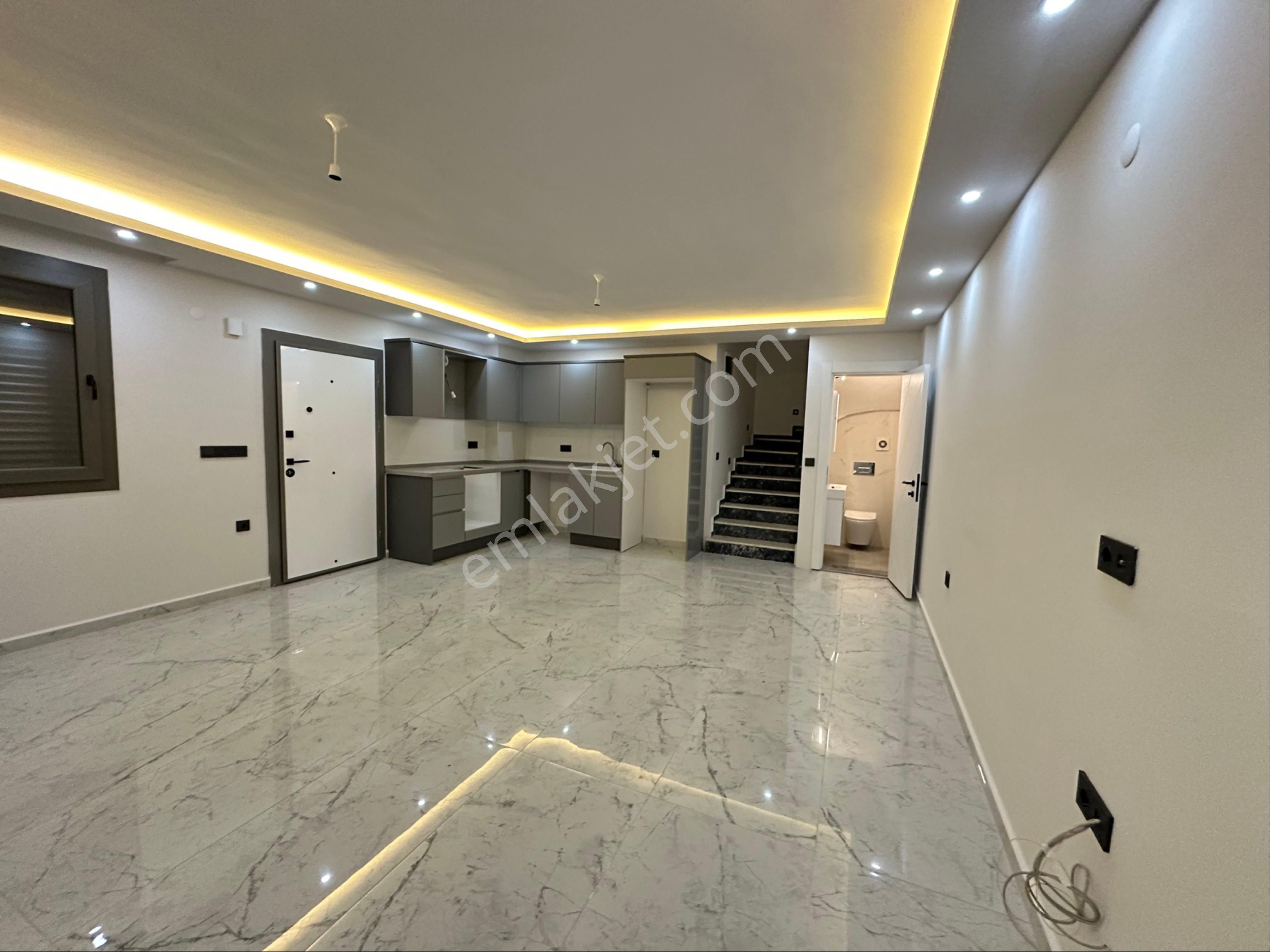 Dıdim’de 3+1 Müstakil Villa – Geniş Verandalı, Ön Cephe, Güneş Alan - Görsel 10