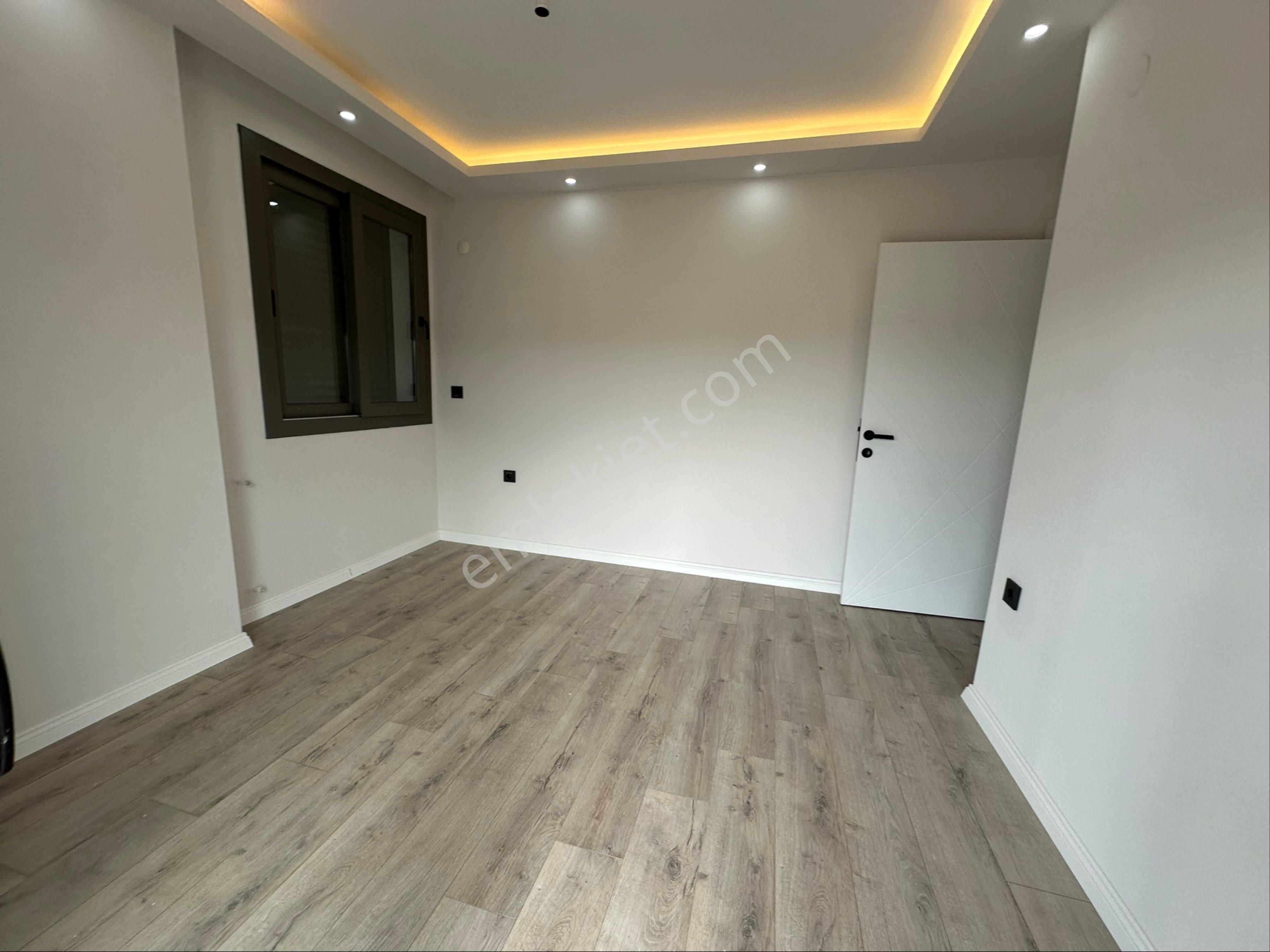 Dıdim’de 3+1 Müstakil Villa – Geniş Verandalı, Ön Cephe, Güneş Alan - Görsel 25