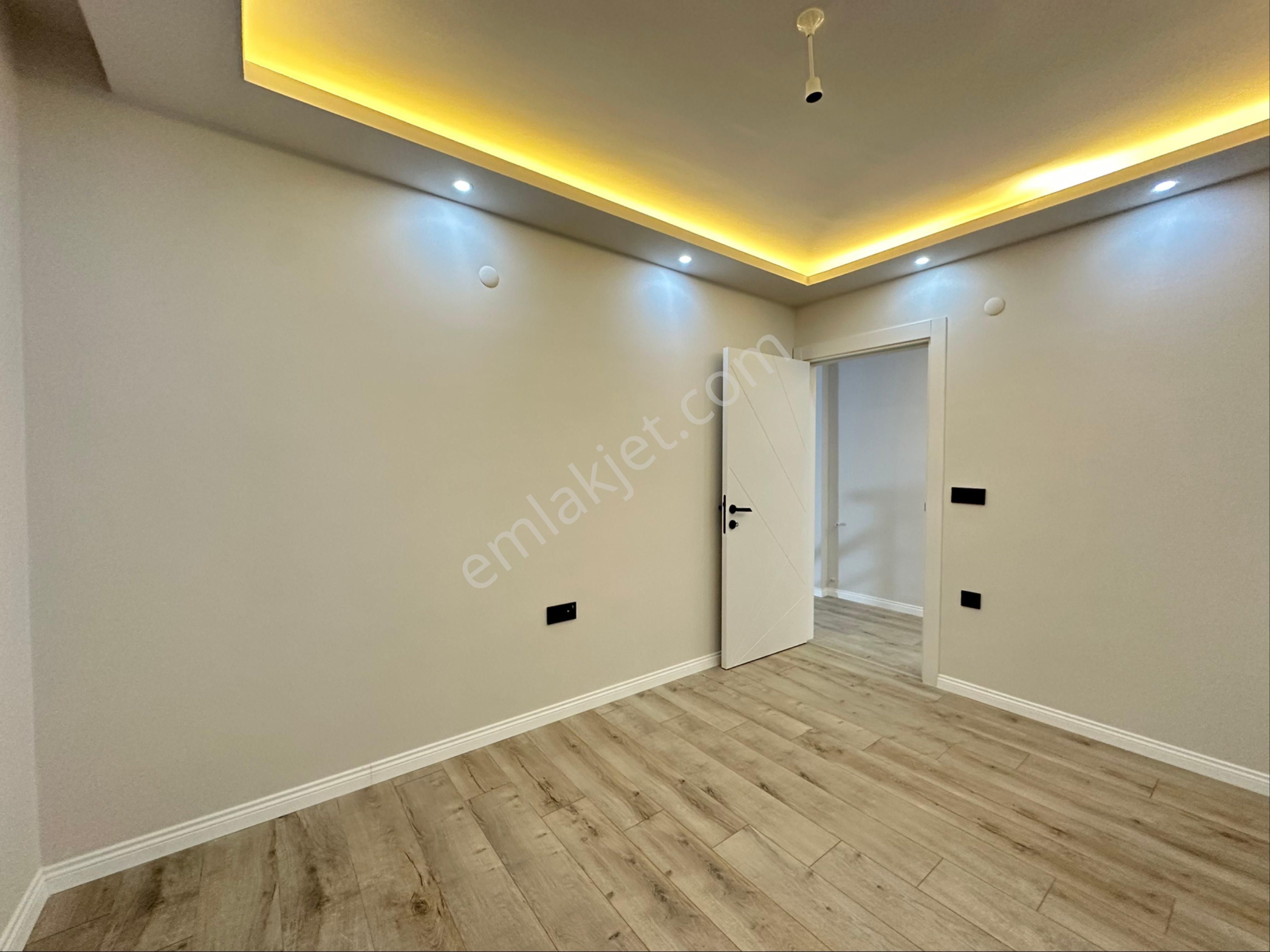 Dıdim’de 3+1 Müstakil Villa – Geniş Verandalı, Ön Cephe, Güneş Alan - Görsel 19