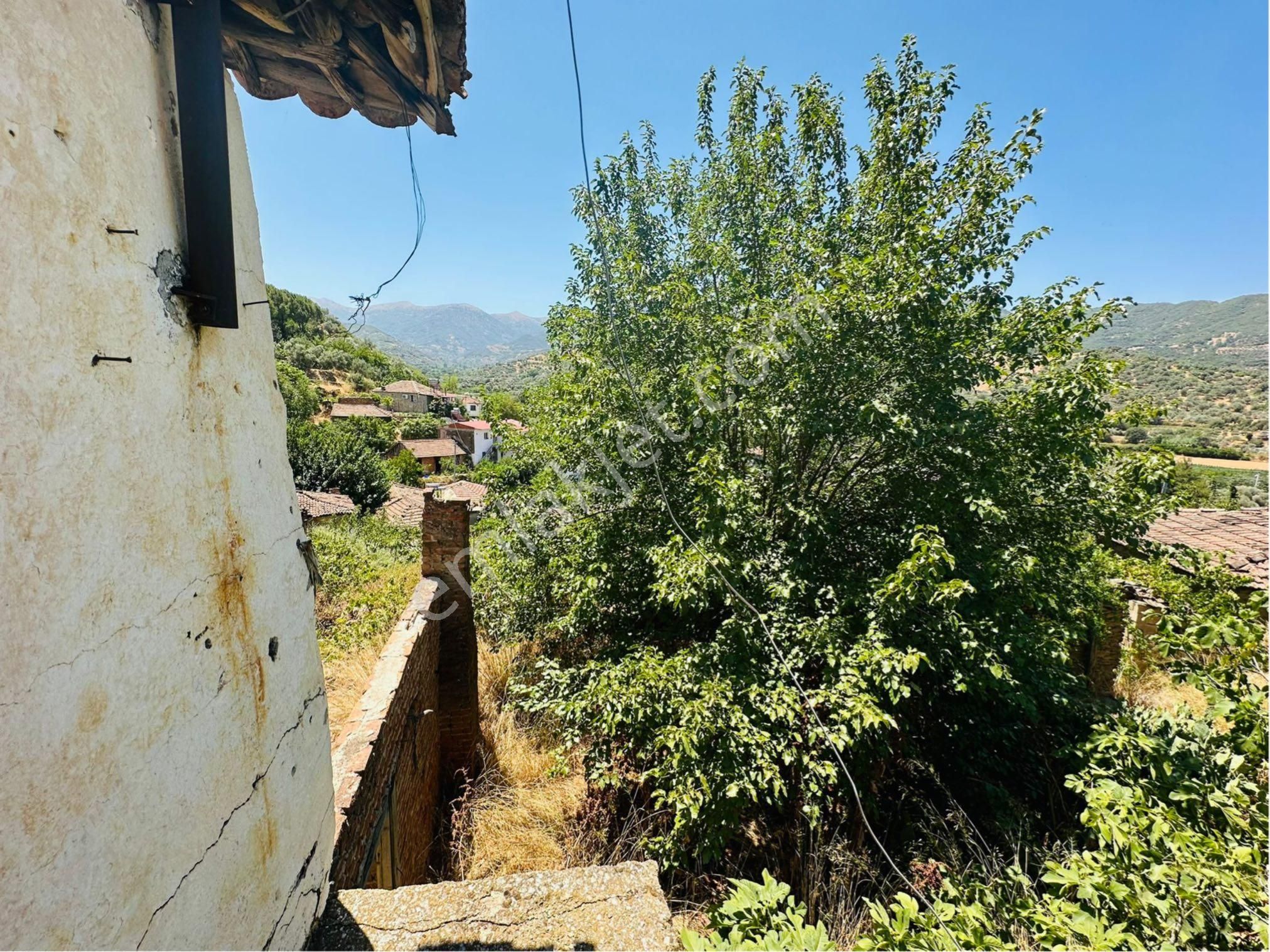 Tire Satılık Köy Evi 215 M2 Çobanköy De Abonelik Mevcut - Görsel 5