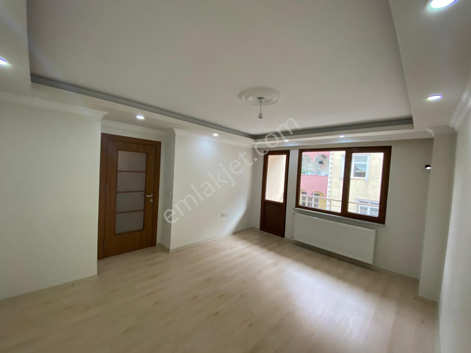 Bağcılar Yavuz Selim Satılık Daire Bağcılar Y.selim Mah 2+1 Kredli 2.kat Satılık 95m² Daire Kod2547