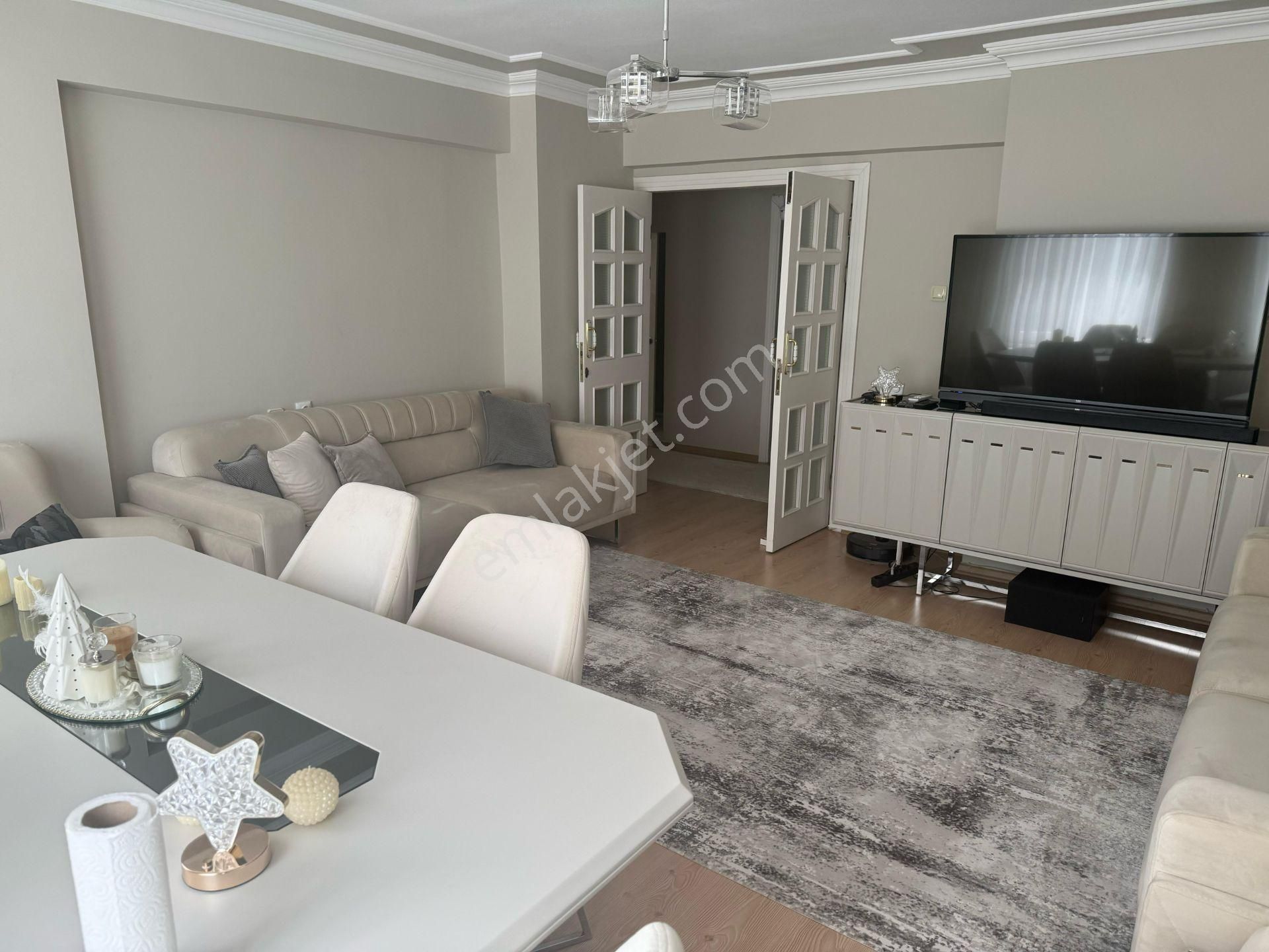 Manastır Merkezde Masrafsız Satılık Daire