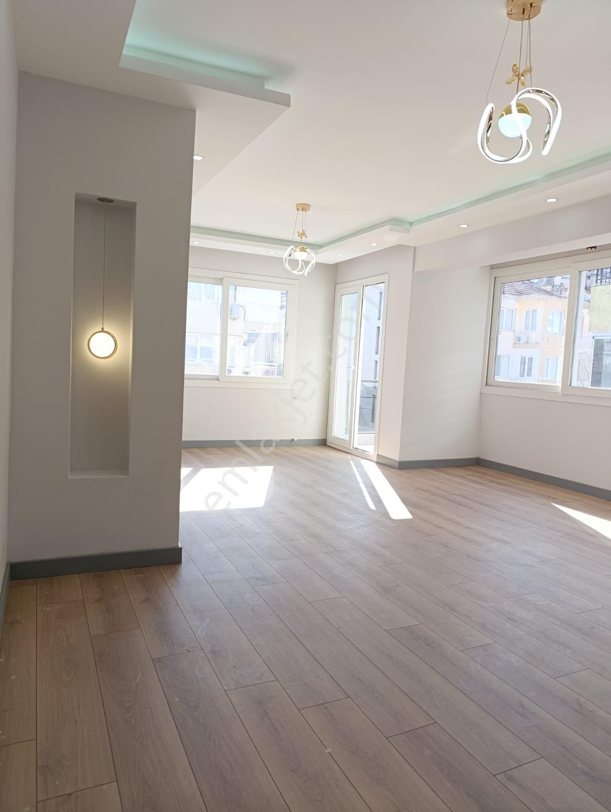 Muammer Akar'da Komple Tadilatlı 3+1 Ara Kat Satılık Daire! - Görsel 9