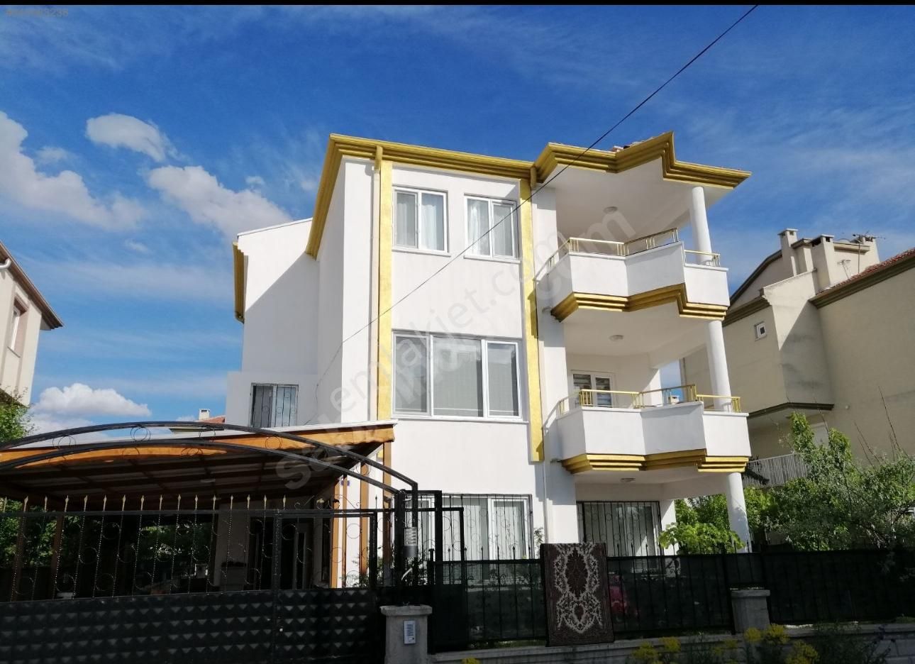 Melikgazi Gesi Satılık Villa Arslan Mülk Ofisi // Gesi'de Harika Konumlu Havuzlu Villa Fırsatı