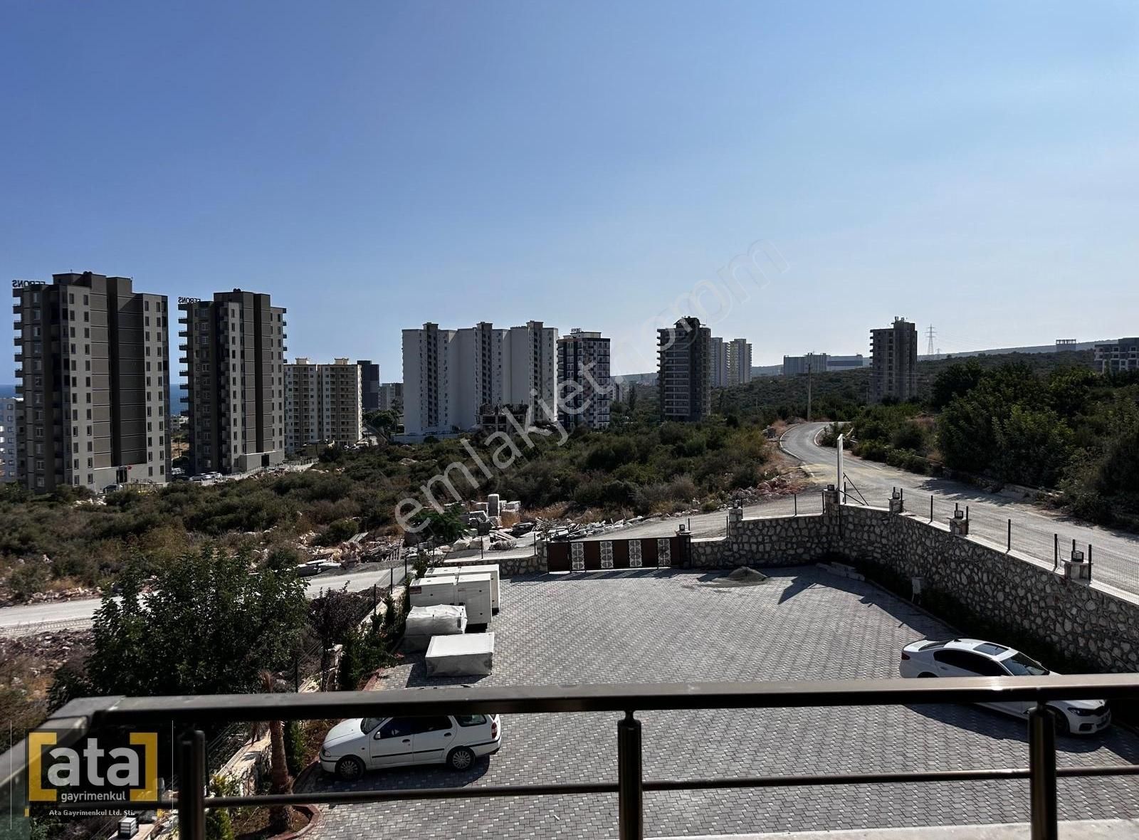 Erdemli Ayaş Satılık Yazlık Mersin Erdemli Ayaş'ta Site İçerisinde Satılık 2+1 Yazlık Daire