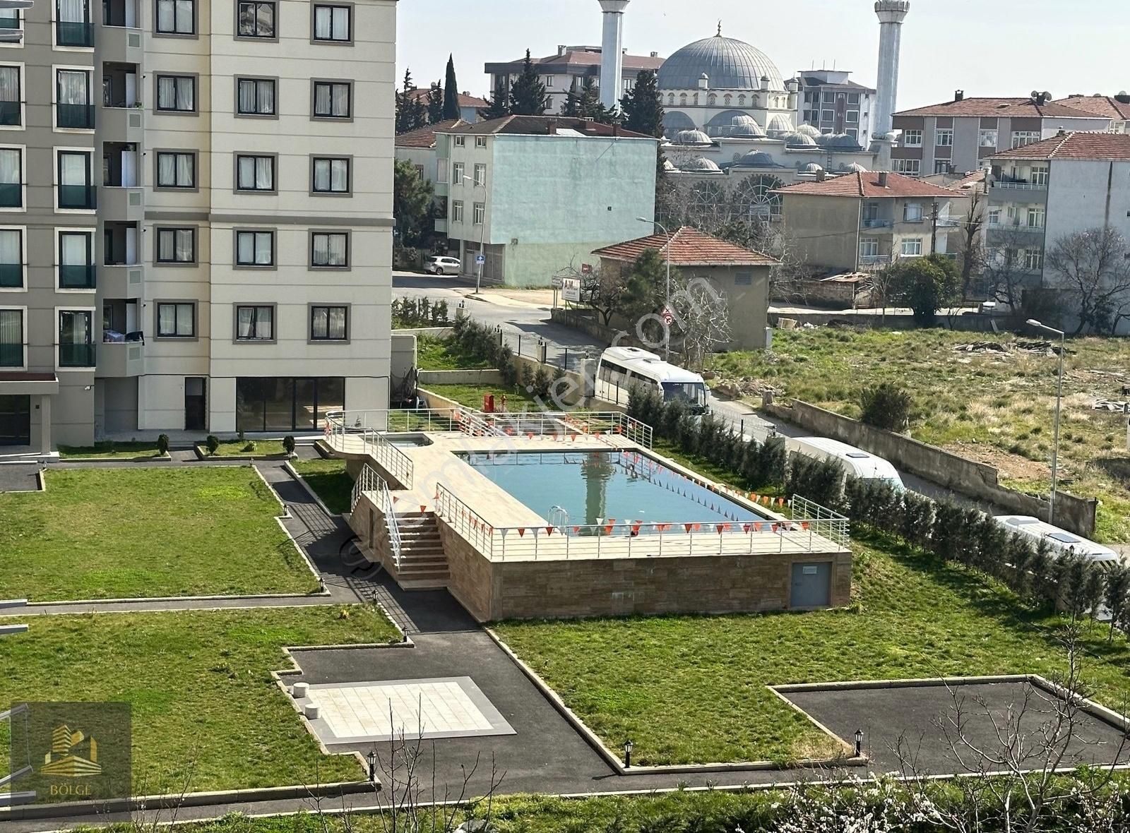 Pendik Kaynarca Marmaraya Yakın Kiralık Daire Bölge'den Alt Kaynarcada Kiralık 2+1 150 M2 Daire