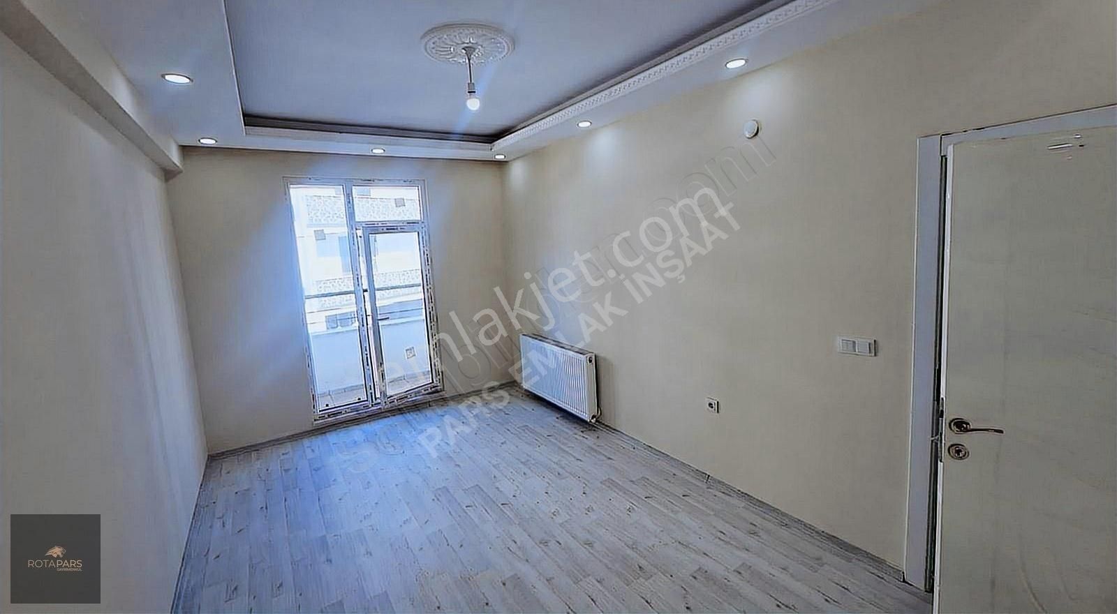 Kars Merkez Şehitler Satılık Daire ️kars Şehitler Mah 1+1 50 M² Ara Kat Daire