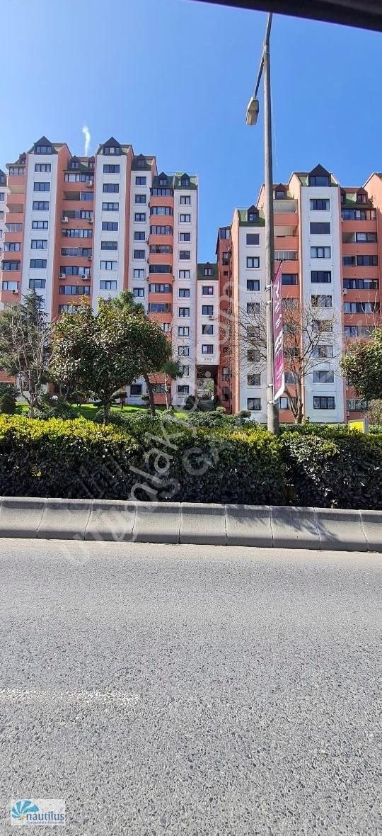 Başakşehir Bahçeşehir 1. Kısım Kiralık Daire Bahçeşehir Gül Adası Cadde Üzeri Ebeveyn Banyolu 3+1