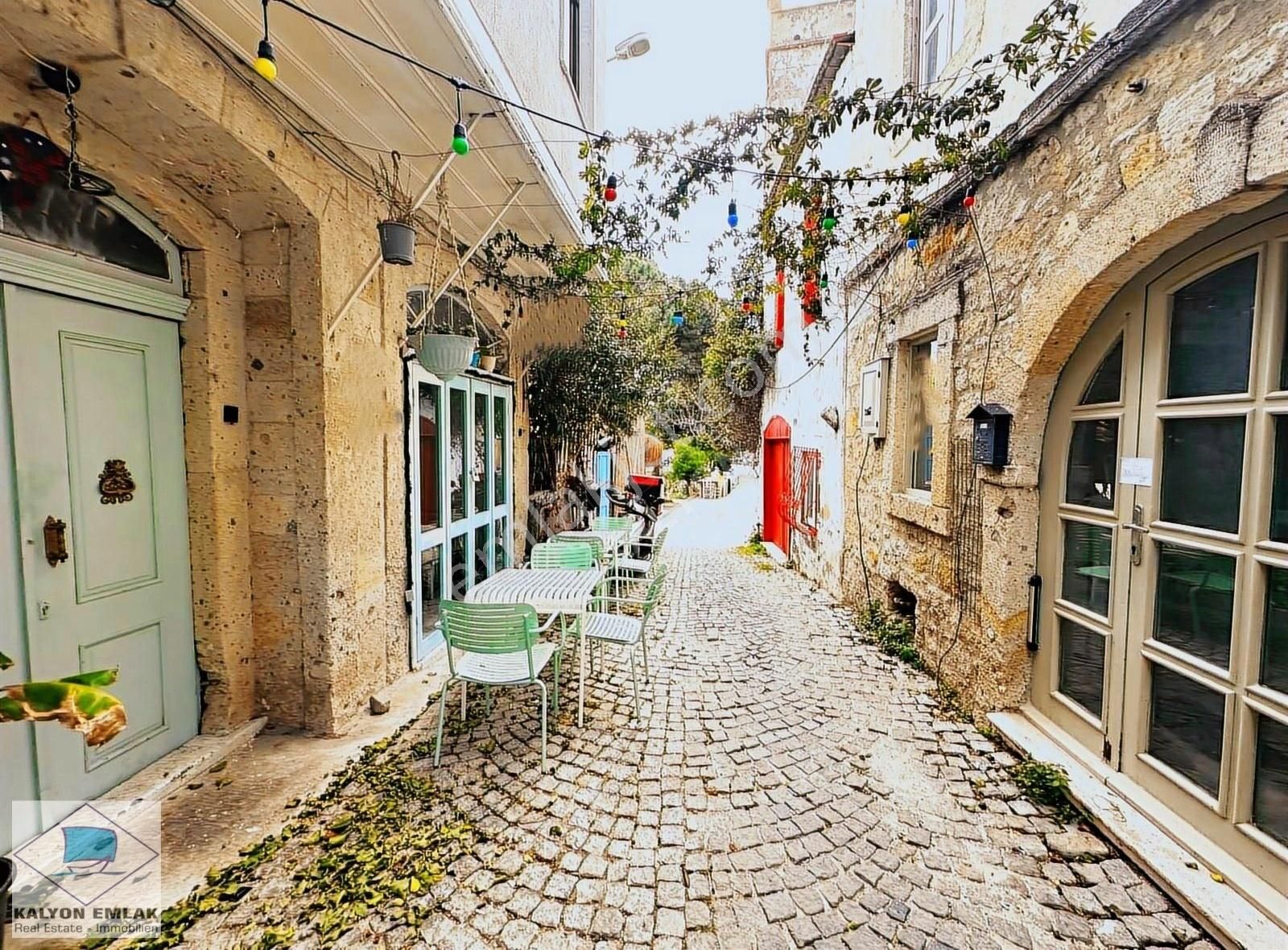 Çeşme Alaçatı Çarşı Da Satılık Dubleks Eski Köy Evi - Görsel 18