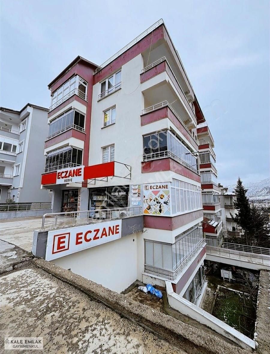 Amasya Merkez Şeyhcui Satılık Daire Kale Emlak'tan Şeyhcui Mahallesin'de Satılık 2+1 Daire