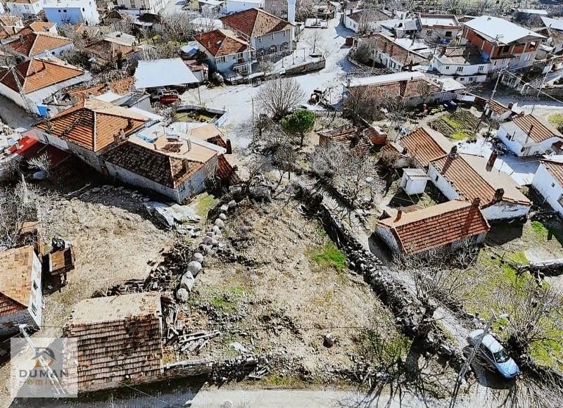 Duman Emlak'tan Bergama Kozak Hacıhamzalar Köyünde Satılık Arsa