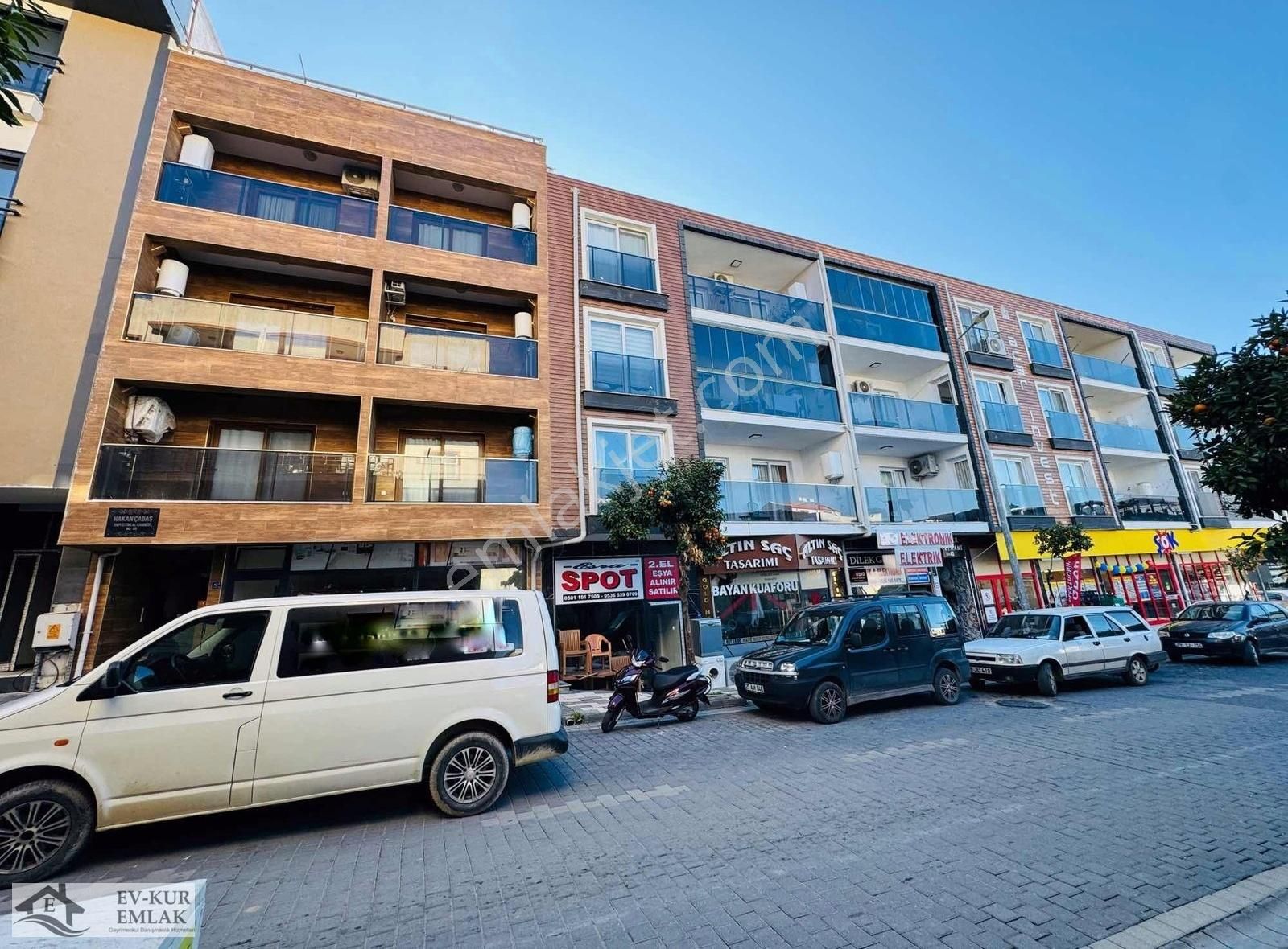 Kuşadası Davutlar Satılık Daire Kuşadası Davutlar'da 130m2 Full Eşyalı Satılık 3+1 Çatı Dubleks