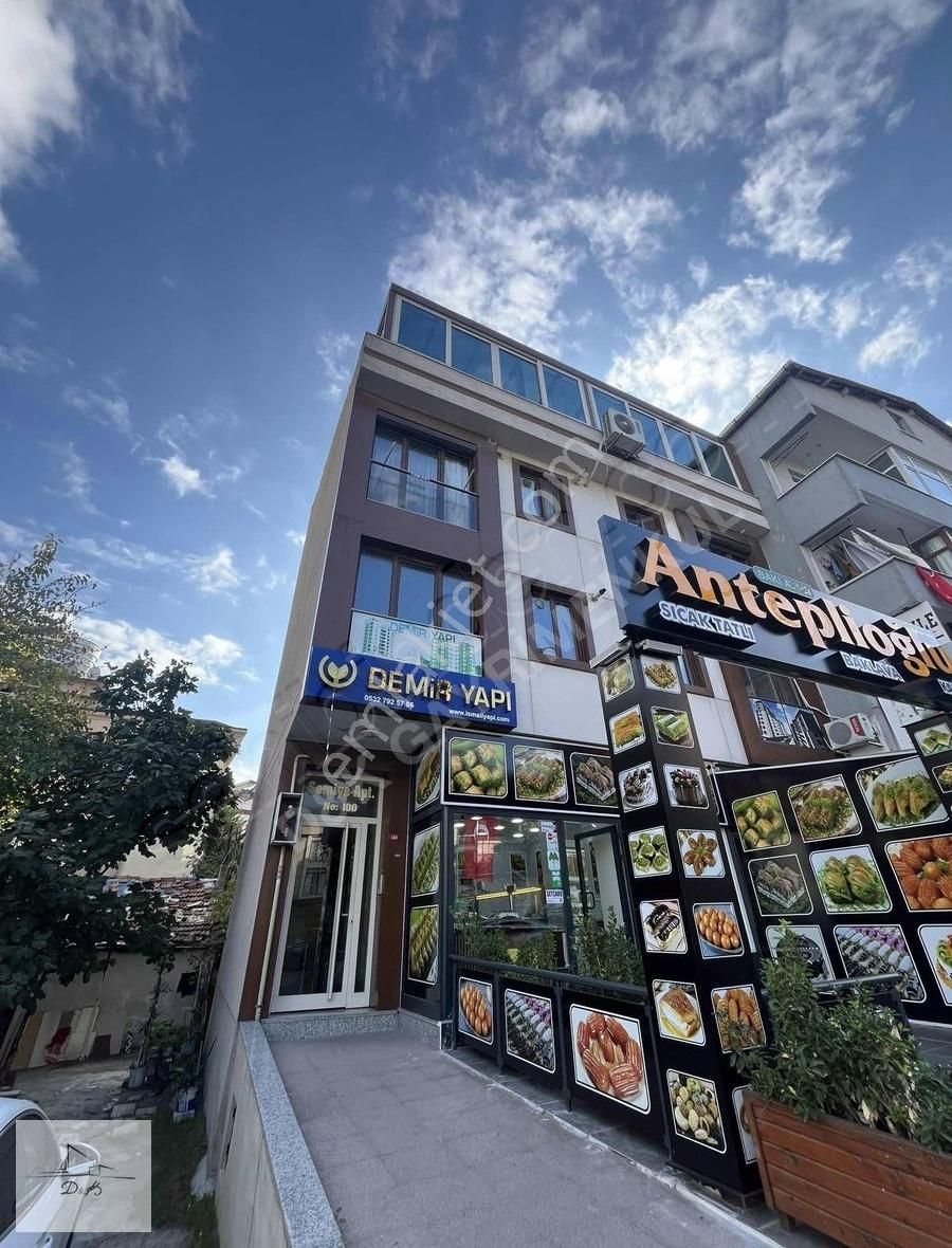 Ataşehir Örnek Kiralık Ofis Örnek Mah Şehit Cahar Dudayev Caddesi Üzerinde