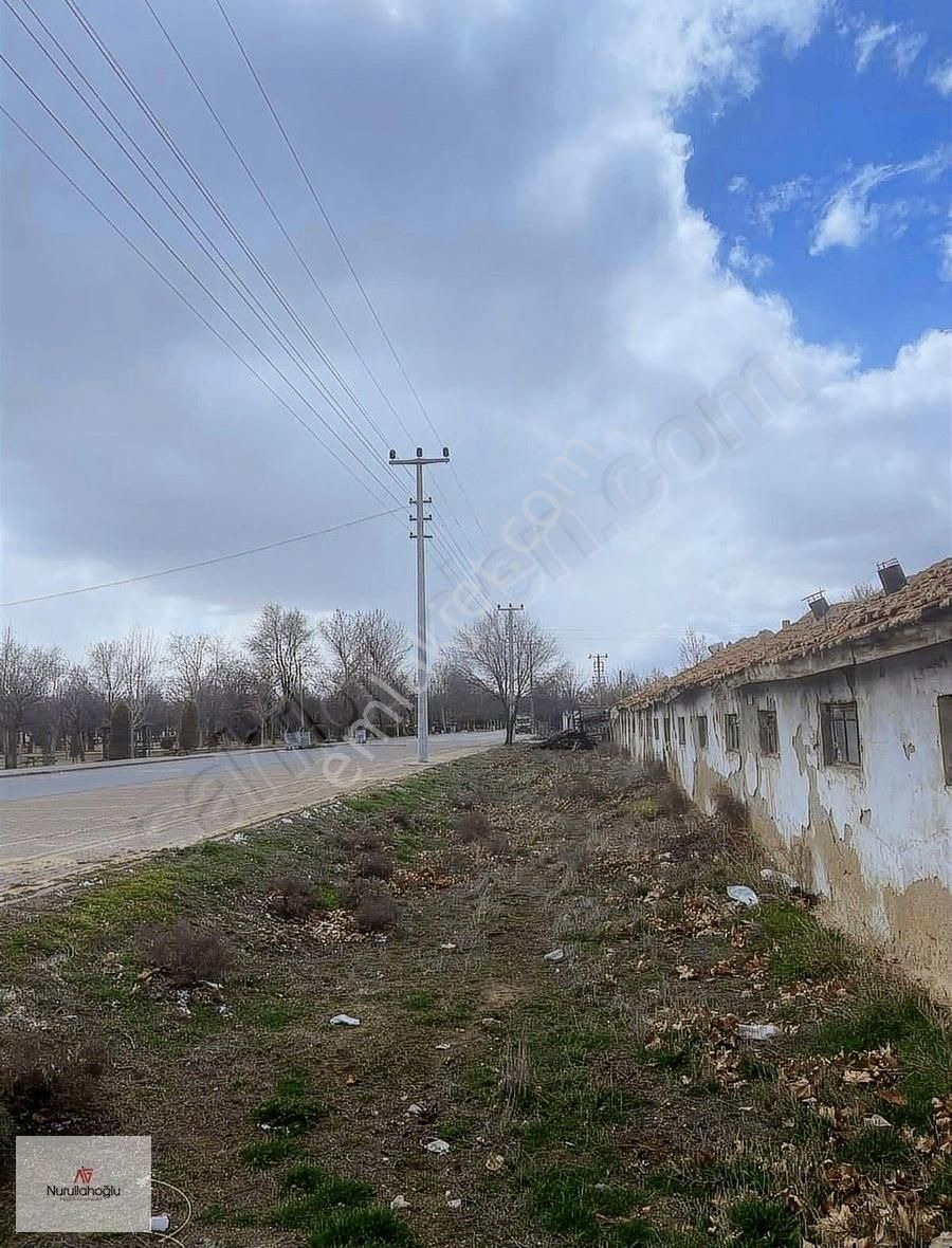 Havaalanı Yanında Kiralık 19.000 M2 Arazi