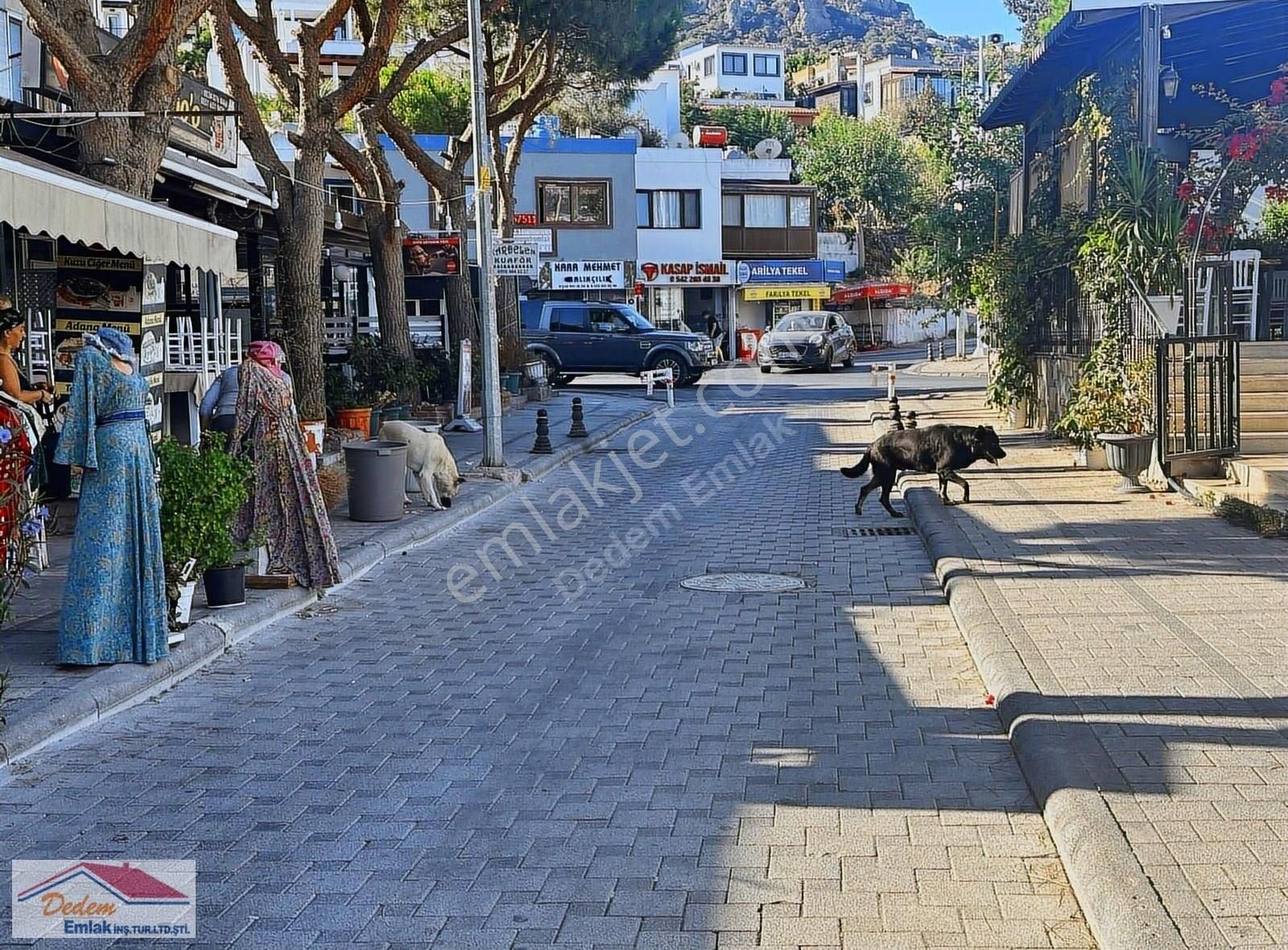 Bodrum Gündoğan Satılık Dükkan & Mağaza Bodrum Gündoğan Limanında İşlek Cadde De Satılık Dükkan