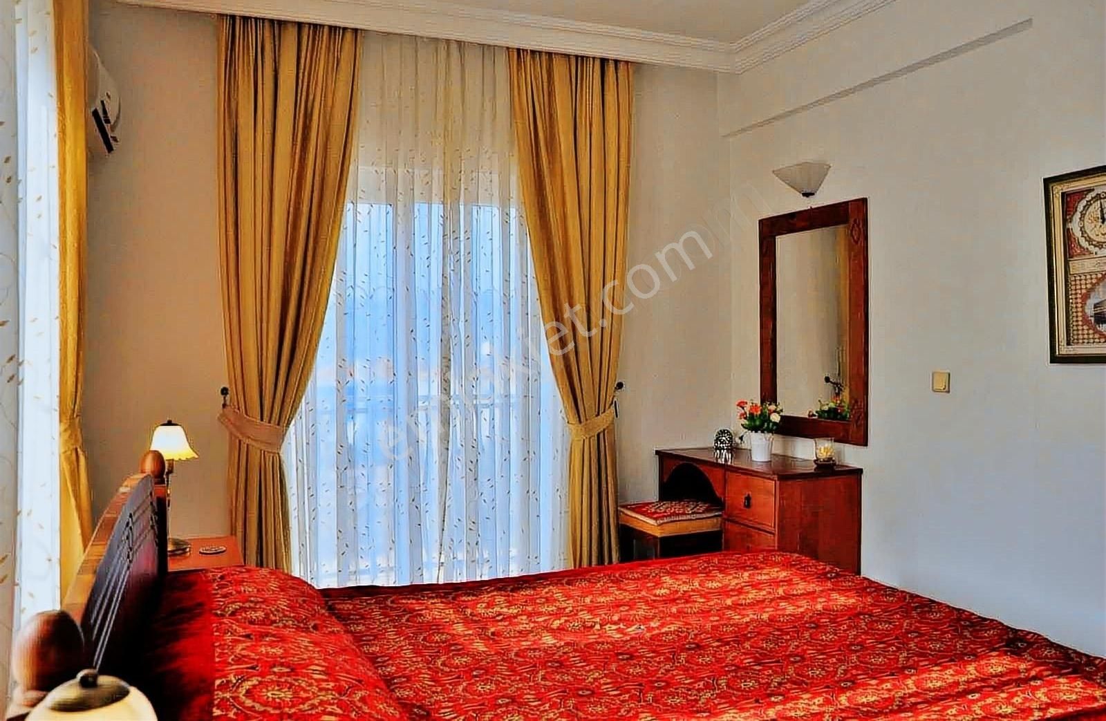 Ünlü Turizm Cenneti Ölüdeniz Mahallesinde Satılık 5+1 Villa - Görsel 2