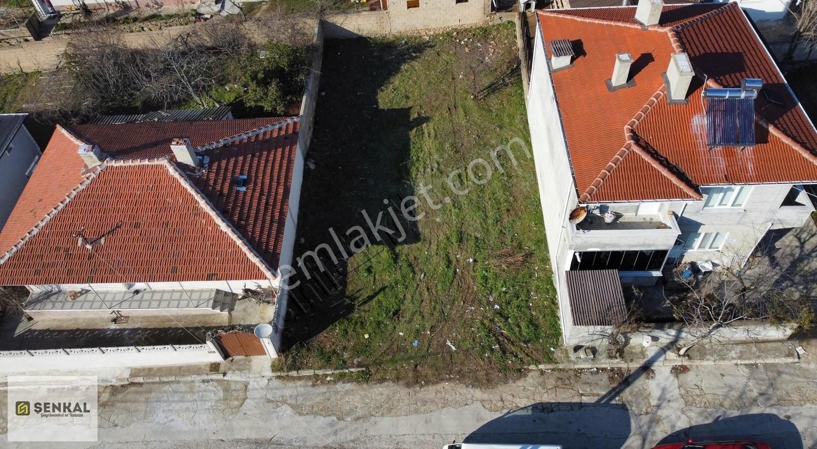 Kırklareli Merkez Üsküp Bld. (Kemal Paşa) Satılık Konut İmarlı Şenkal Gayrimenkul'den Üsküp'te 275 M² Satılık Arsa