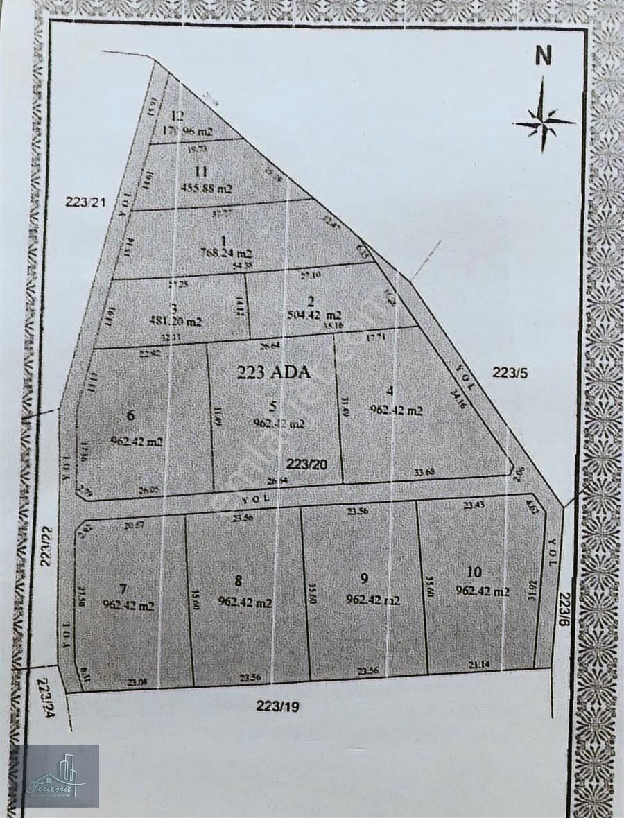 Çatalca Fatih Satılık Tarla Çatalca Binkılıç'ta Satılık Hisseli 962 M² Tarla-villaların Yanı