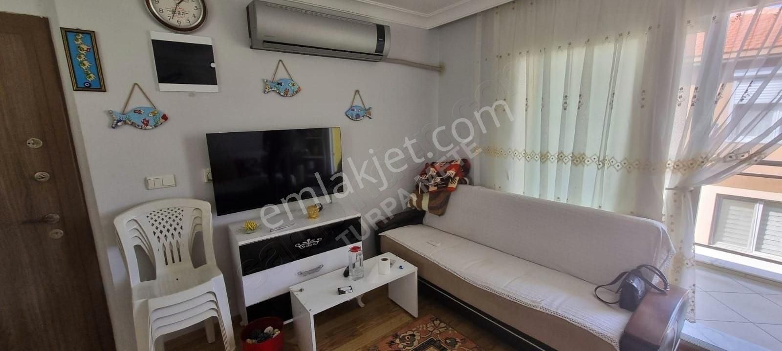 Foça Mustafa Kemal Atatürk Kiralık Daire Yenifoça Narezende Eşyalı Kiralık