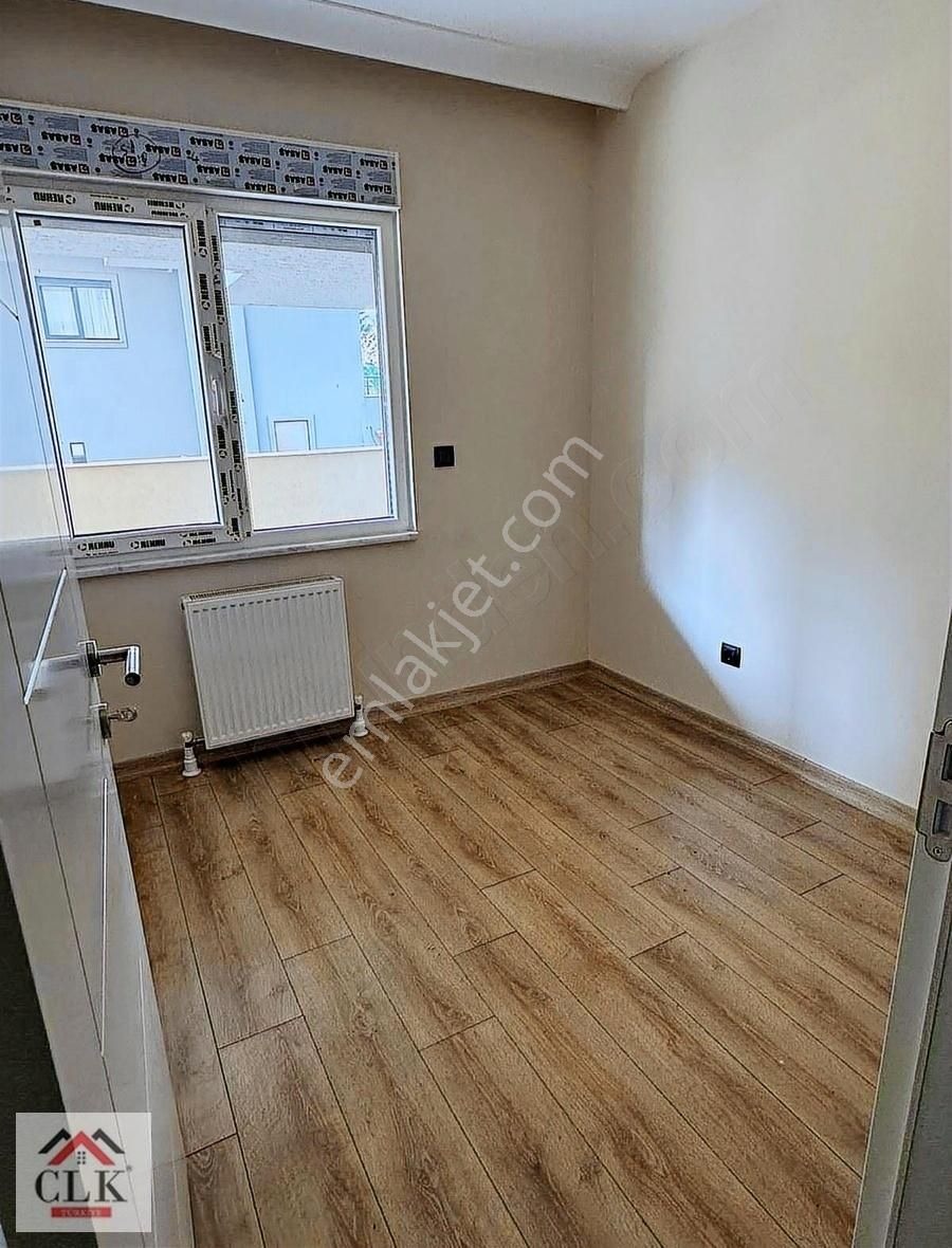 Clk'dan Sultanbeyli Satılık 3+1 130m2 Ters Dubleks - Görsel 8