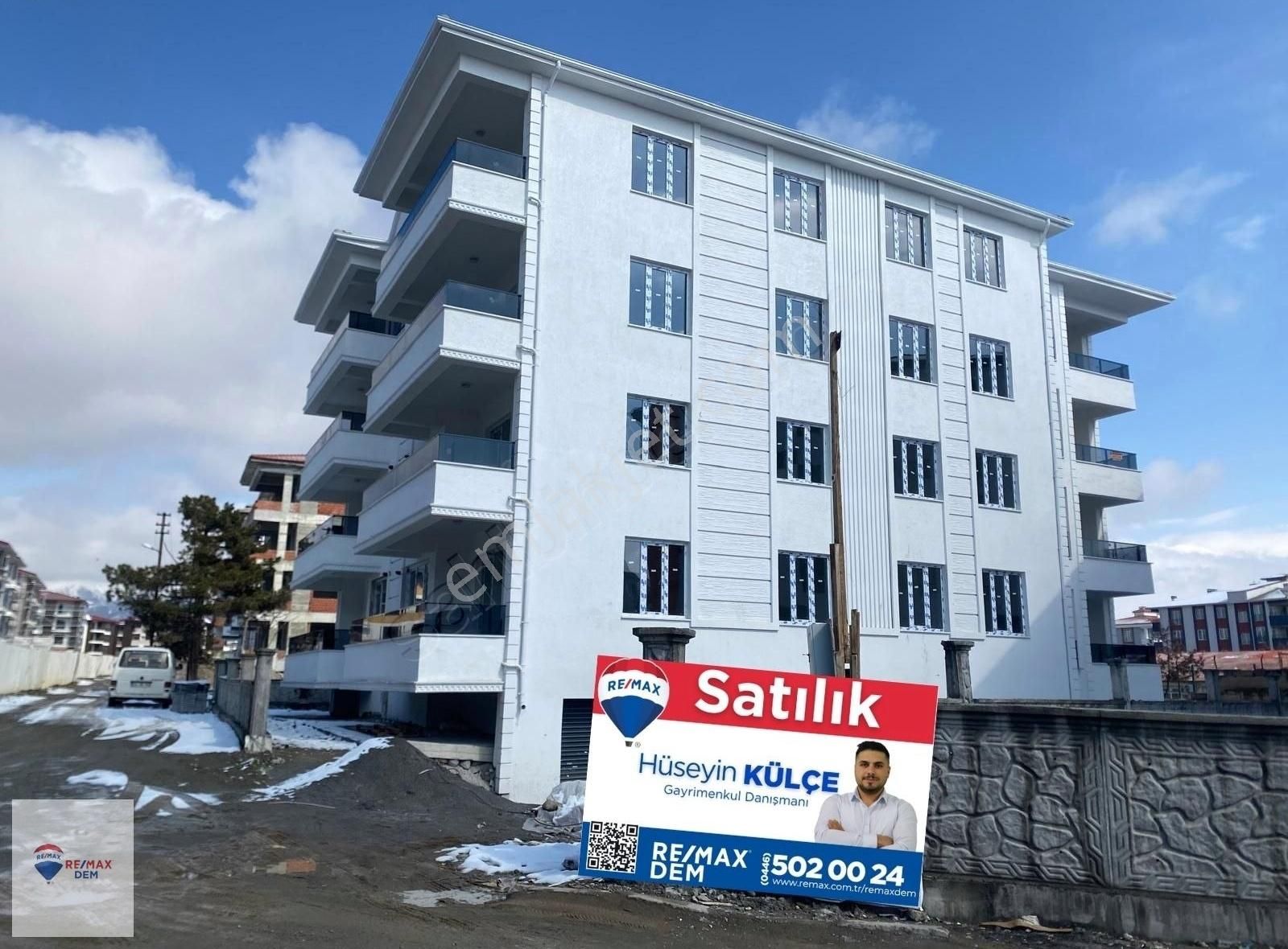 Erzincan Merkez Hocabey Satılık Daire Remax Dem'den Hocabey Mahallesinde Fırsat 3+1 Daire