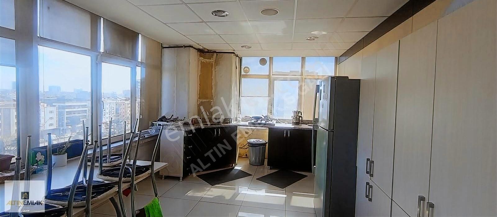 Altın Emlak'tan Bayrampaşa Mega Centerda Satılık 450m2 Ofis Katı - Görsel 9