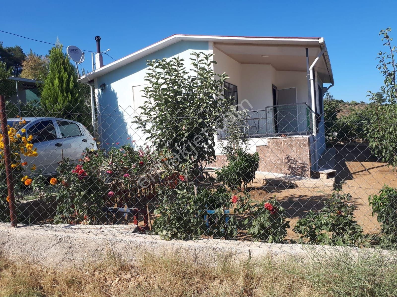 Kemalpaşa Yukarıkızılca'da Satılık Bahçeli Müstakil Ev - Görsel 8