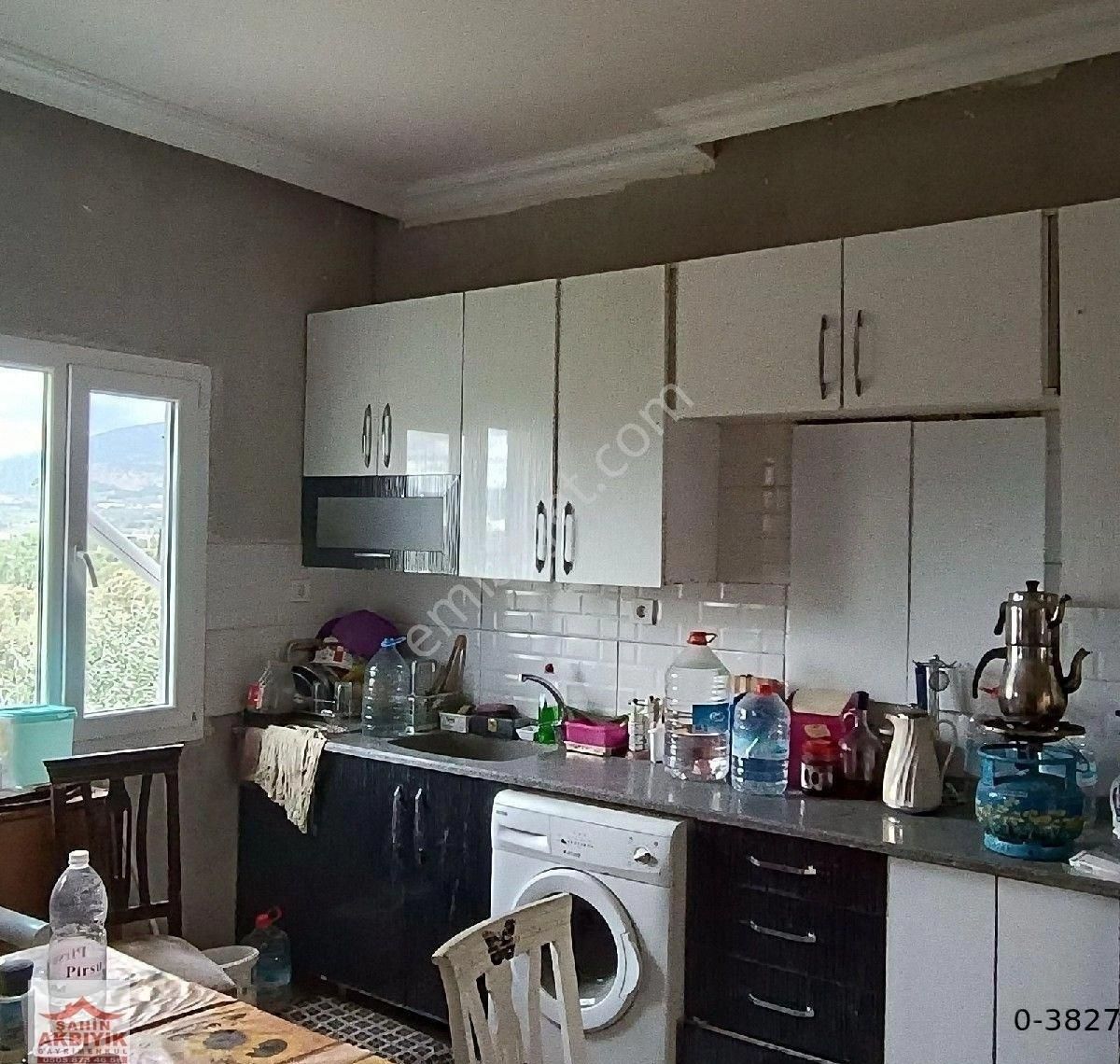 Kemalpaşa Armutlu 5 Dönüme Yakın Bağ Ve Evi 2+1 100 M2 - Görsel 5