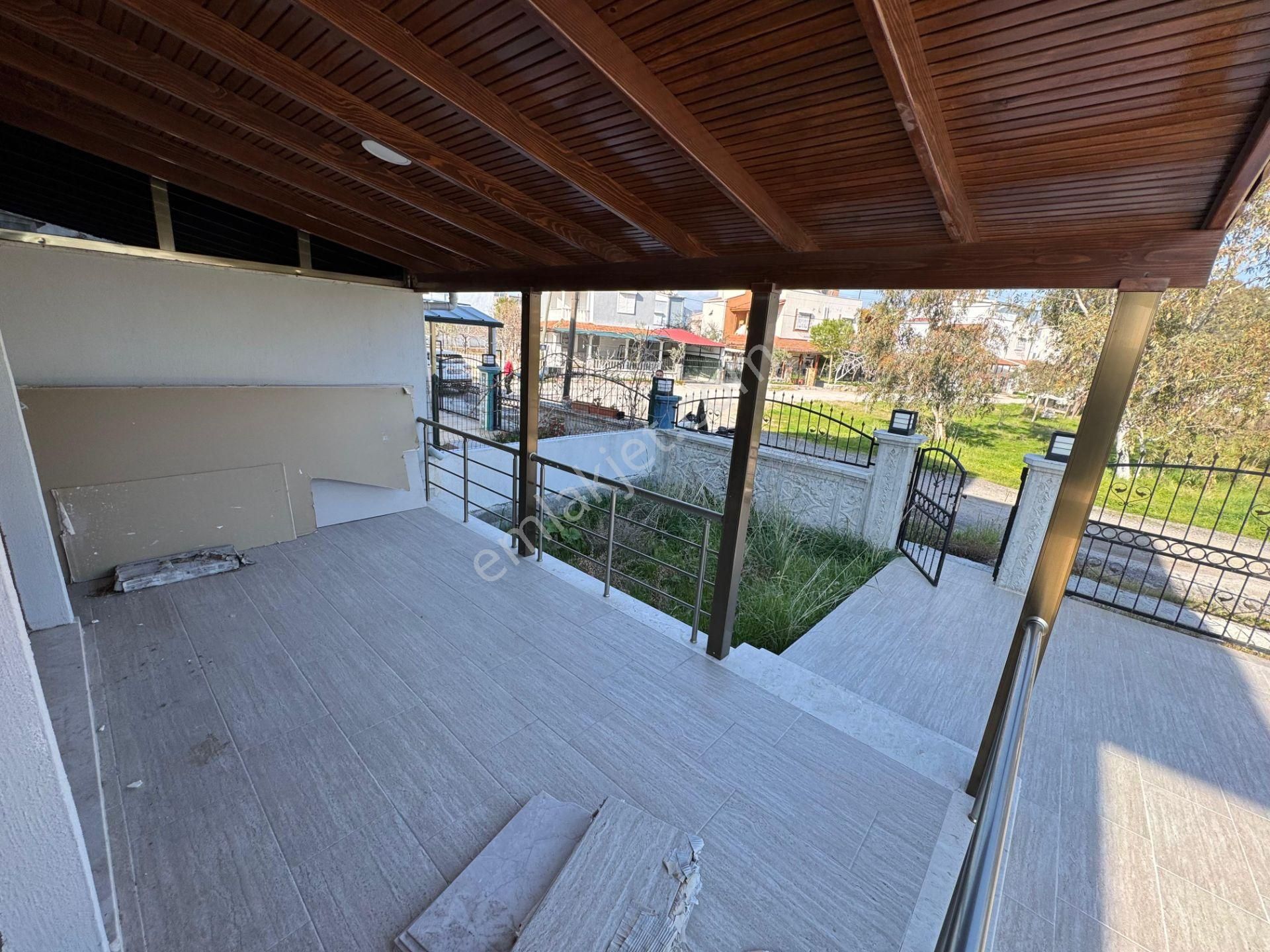 İzmir Dikili Cumhuriyet Mahallesi Satılık Sıfır 4+1 İkiz Villa - Görsel 33