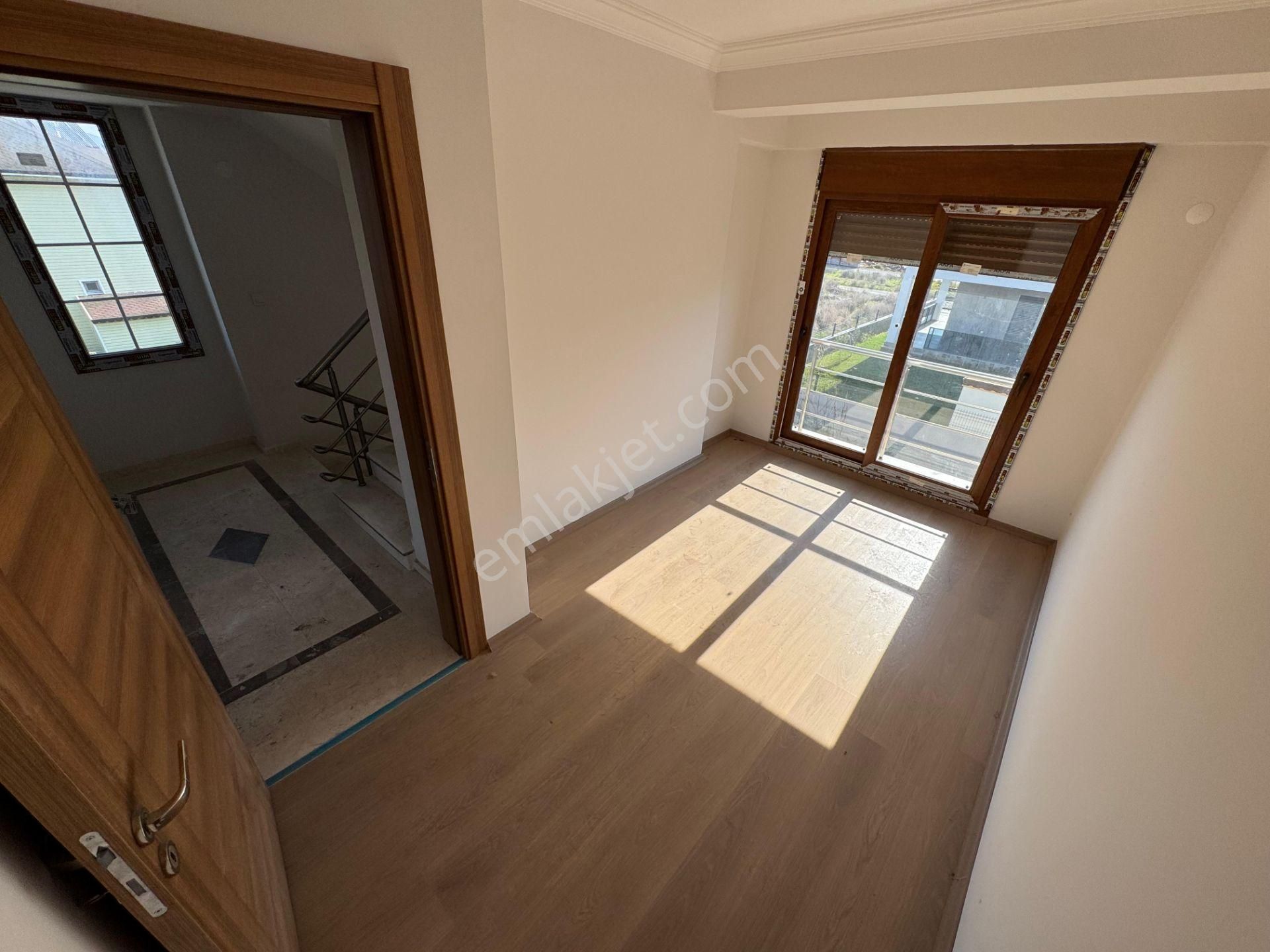 İzmir Dikili Cumhuriyet Mahallesi Satılık Sıfır 4+1 İkiz Villa - Görsel 34