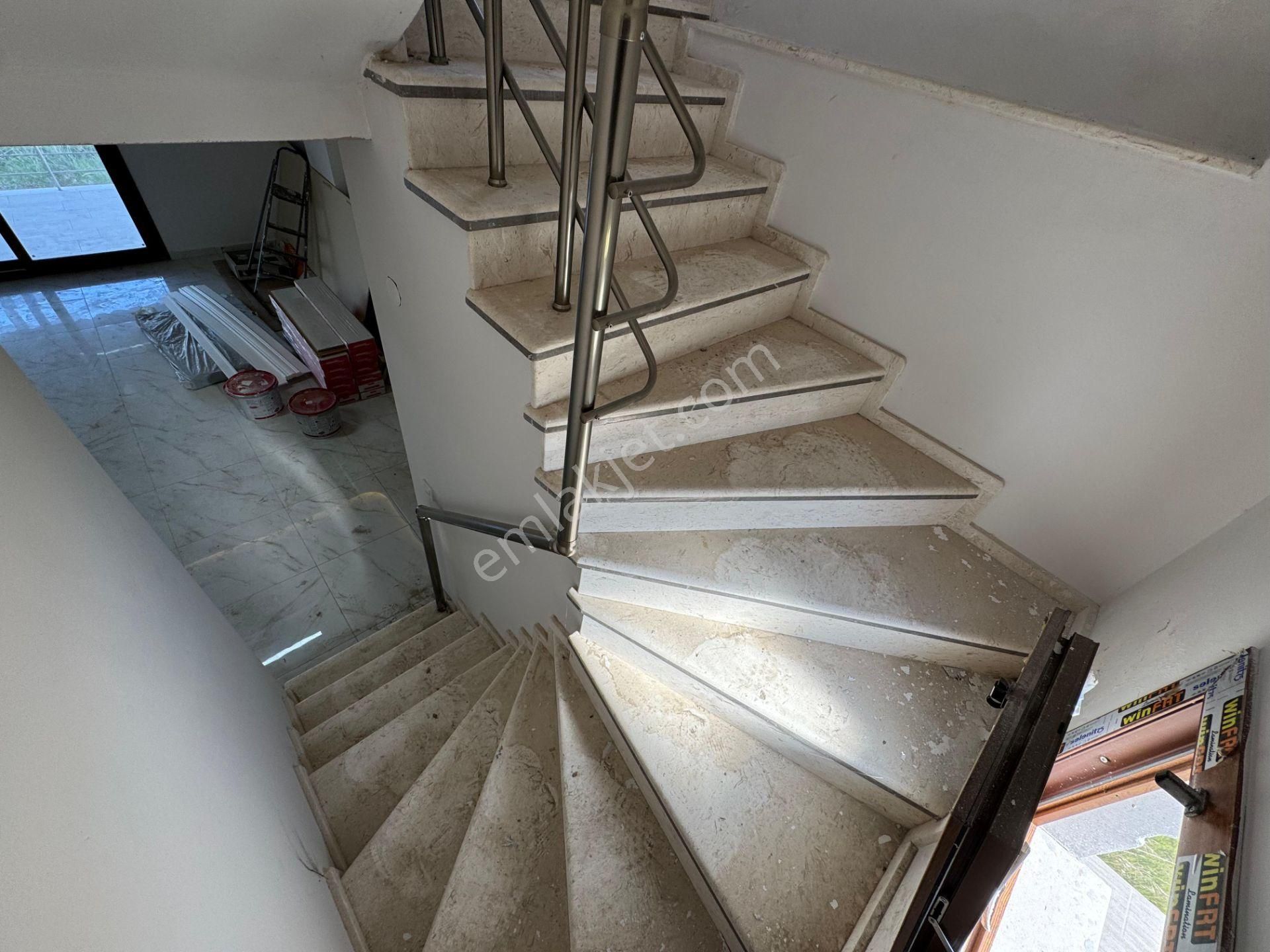 İzmir Dikili Cumhuriyet Mahallesi Satılık Sıfır 4+1 İkiz Villa - Görsel 11