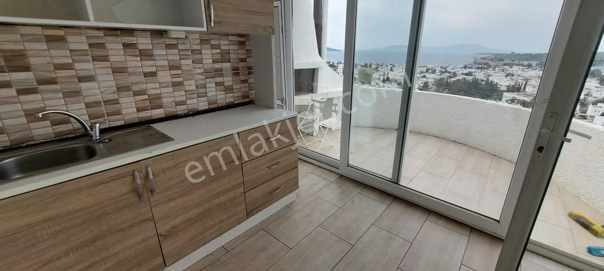 Bodrum Yokuşbaşı Kiralık Daire Bodrum-yokuşbaşı Deniz Manzaralı 1+1 Kiralık Daire