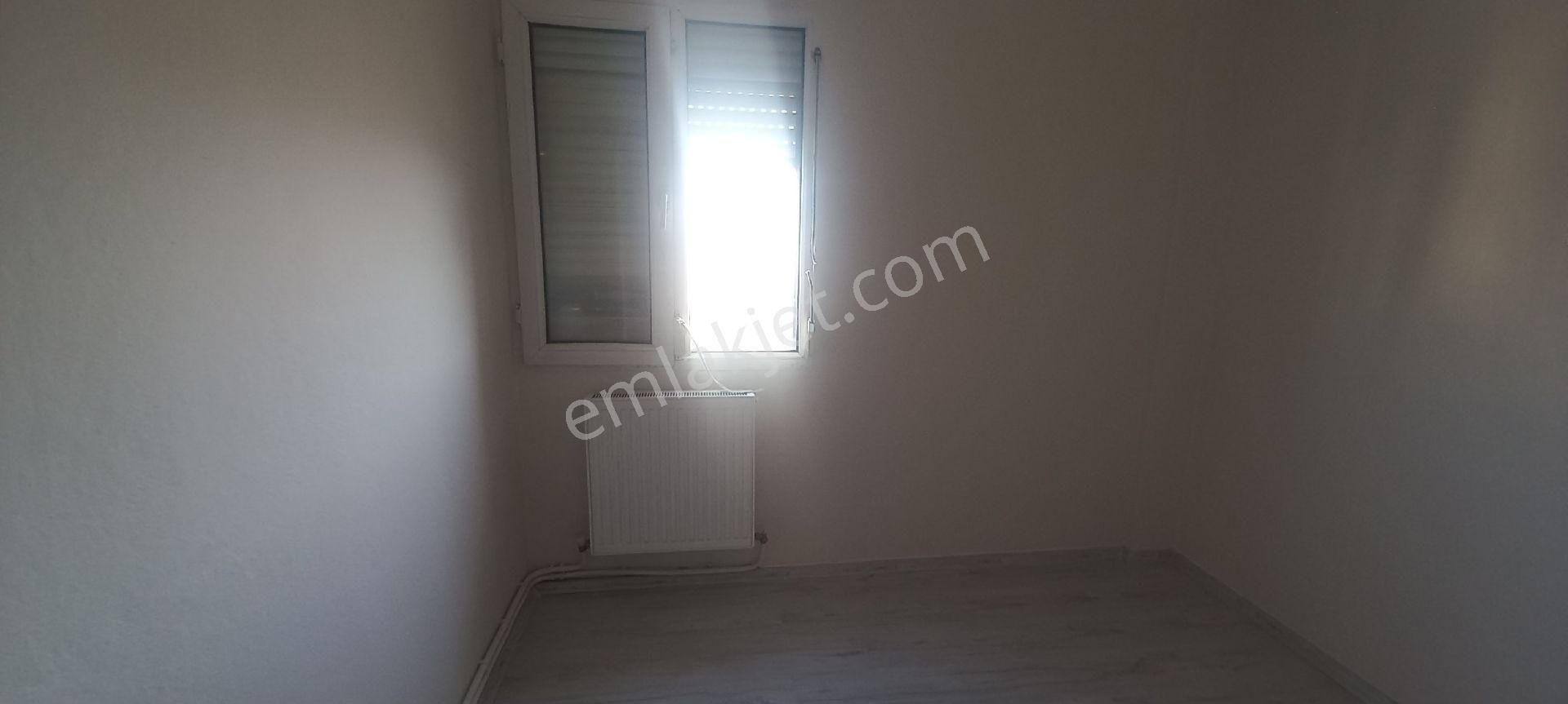 Çiğli Egekent Metroya Yakın Kiralık Daire İzmir Çiğli Egekent Uyum Sitesi Önü Açık Doğalgalı Manzaralı Daire