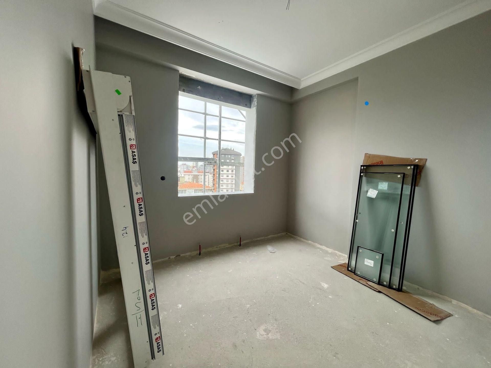 Suadiye Bağdat Caddesine Çok Yakın 2+1 Satılık Sıfır - Görsel 11