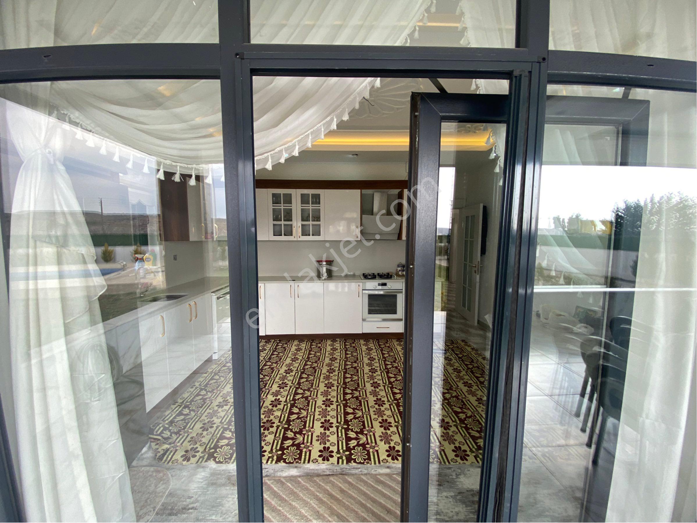 Gaziantep/şahinbey/ Burç Karakuyu Da 12.600m Havuzlu Lüx Bağevi Ve Arazisi - Görsel 11