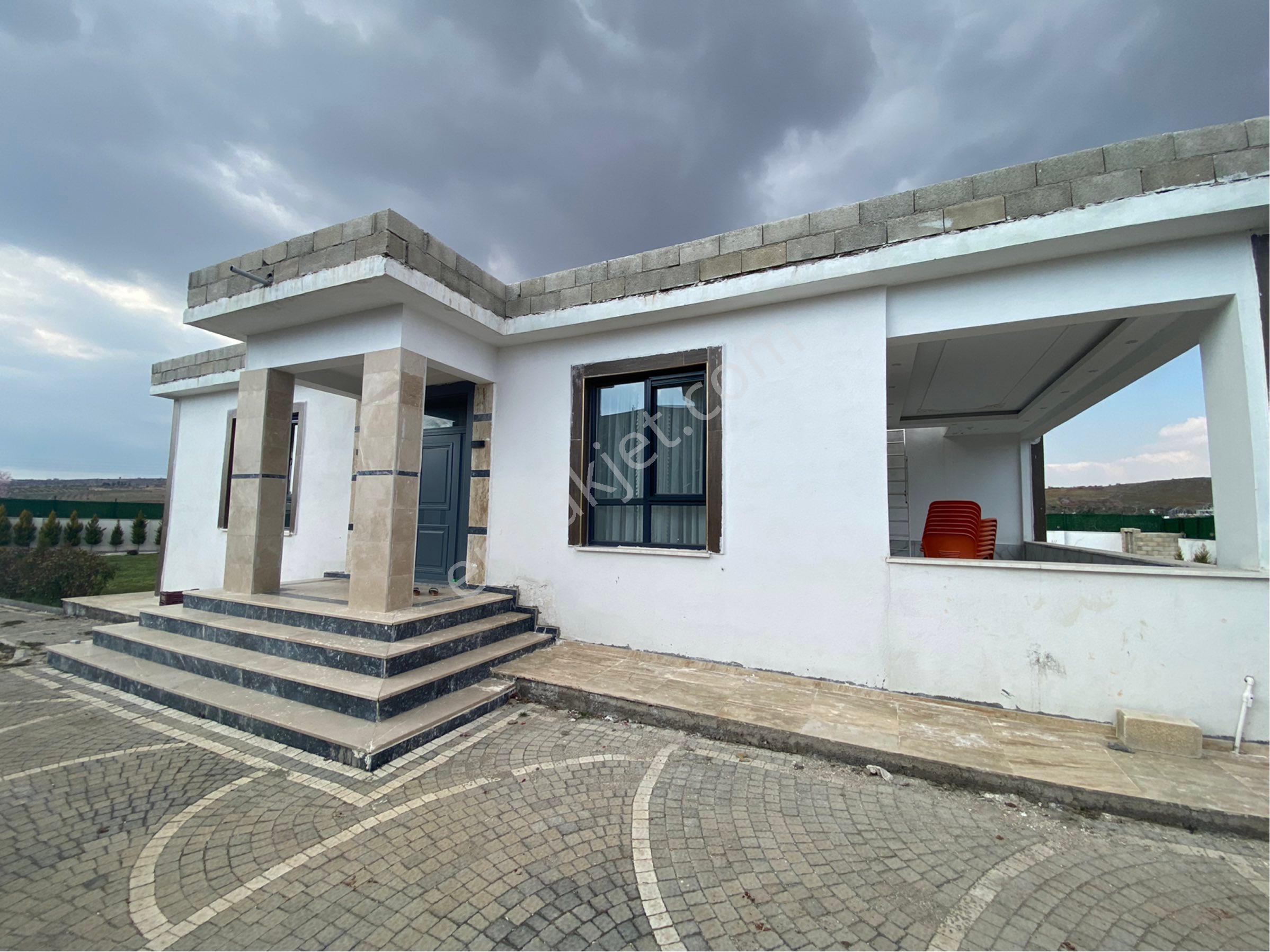 Gaziantep/şahinbey/ Burç Karakuyu Da 12.600m Havuzlu Lüx Bağevi Ve Arazisi - Görsel 27