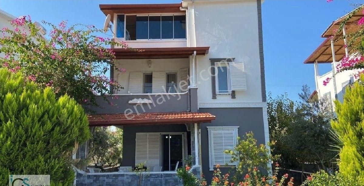 Didim Akbük Satılık Villa Aydın Didim Akbük Deniz Ve Havuz Manzaralı Tam Müstakil Villa